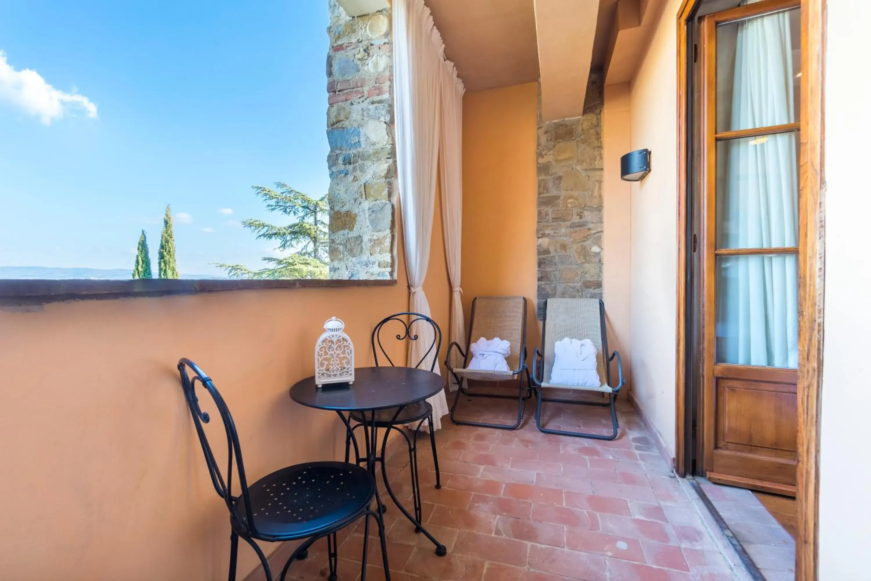 Balcony/Terrace in Hotel Borgo Di Cortefreda