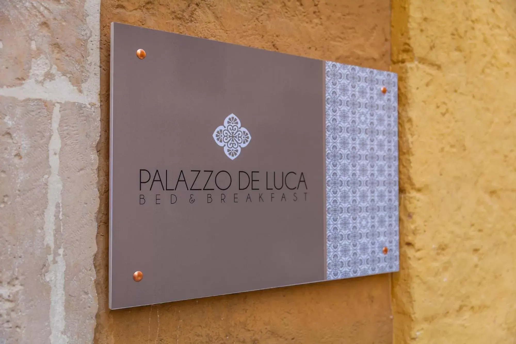 Staff in Palazzo De Luca Bed & Breakfast