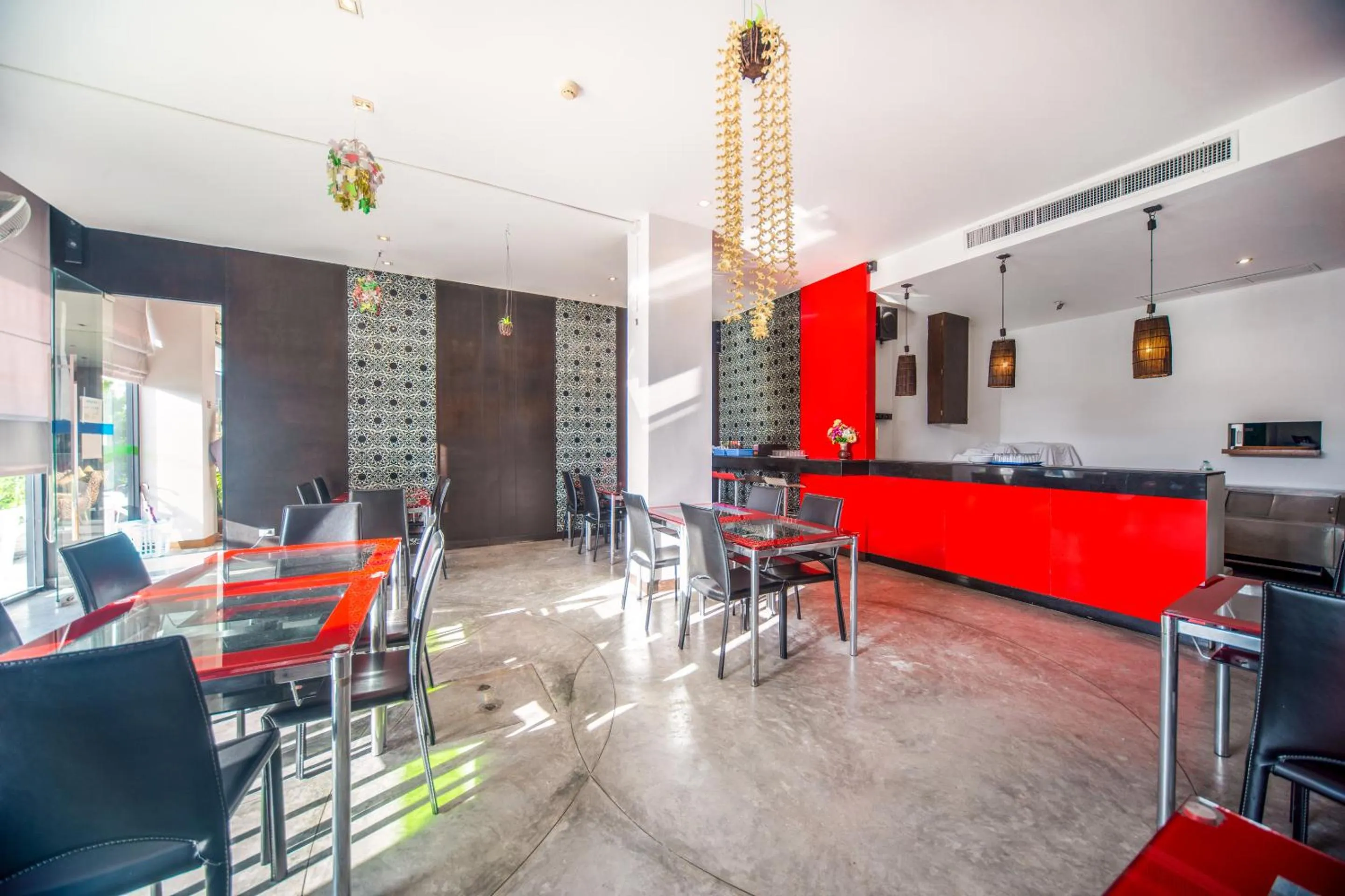 Restaurant/places to eat in I Dee Hotel Patong