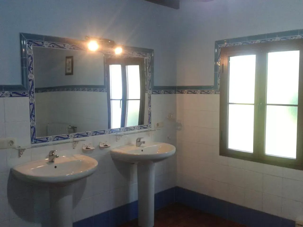 Bathroom in Casas Rurales Los Algarrobales