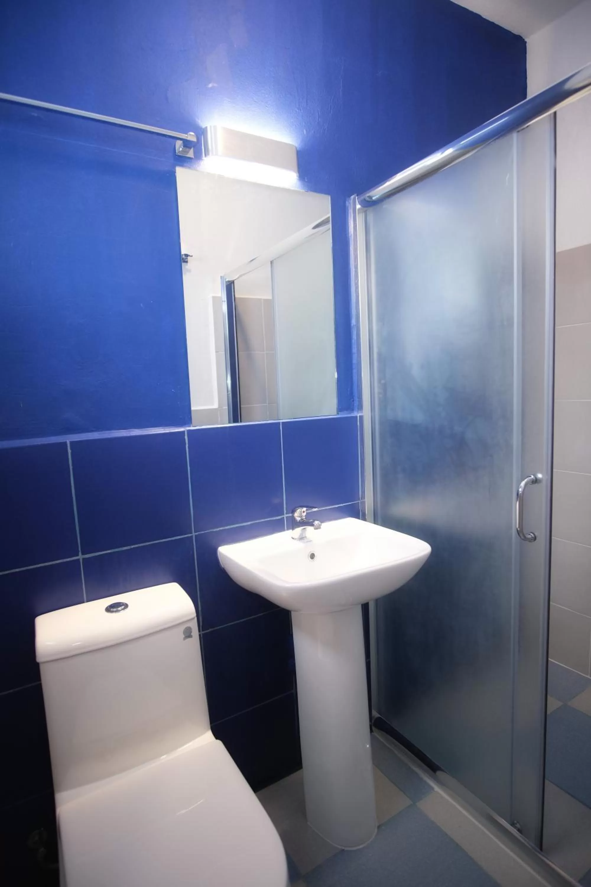 Toilet in D´Gecko Hotel