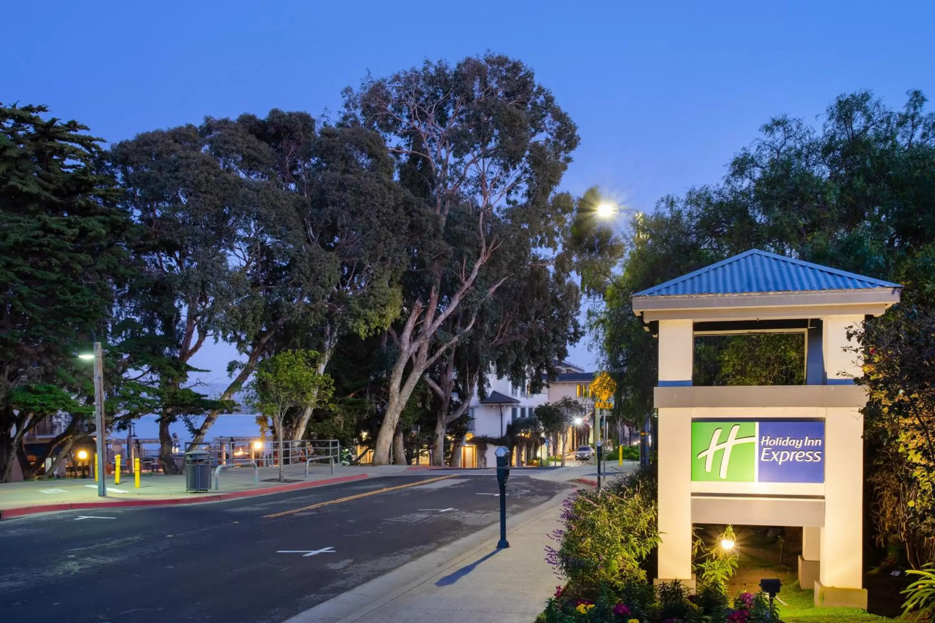 Property building in Holiday Inn Express Monterey - Cannery Row, an IHG Hotel
