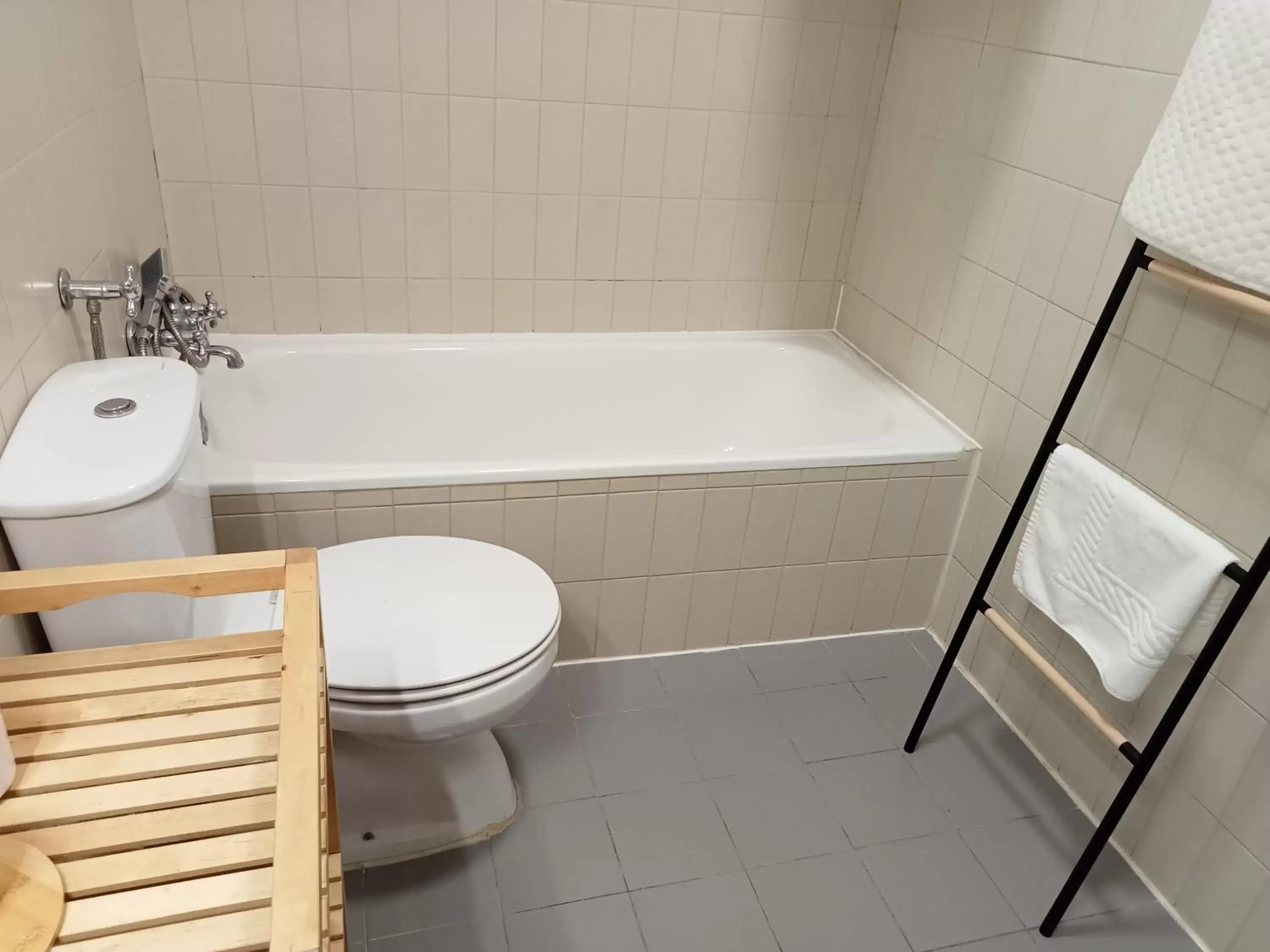 Bathroom in Succeed Terreiro do Paço Suites