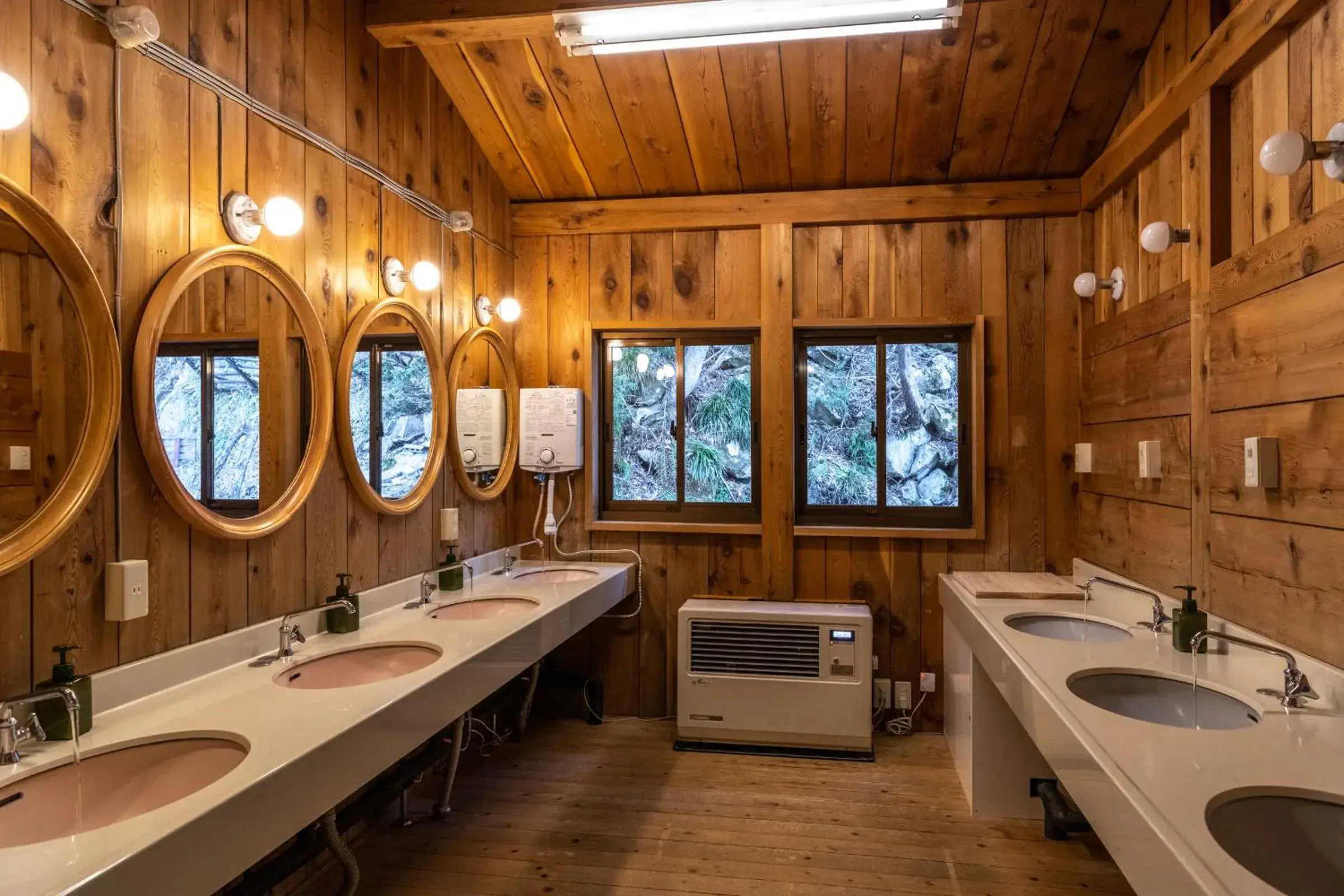 , Bathroom in Hatcho no Yu Hot Spring Ryokan