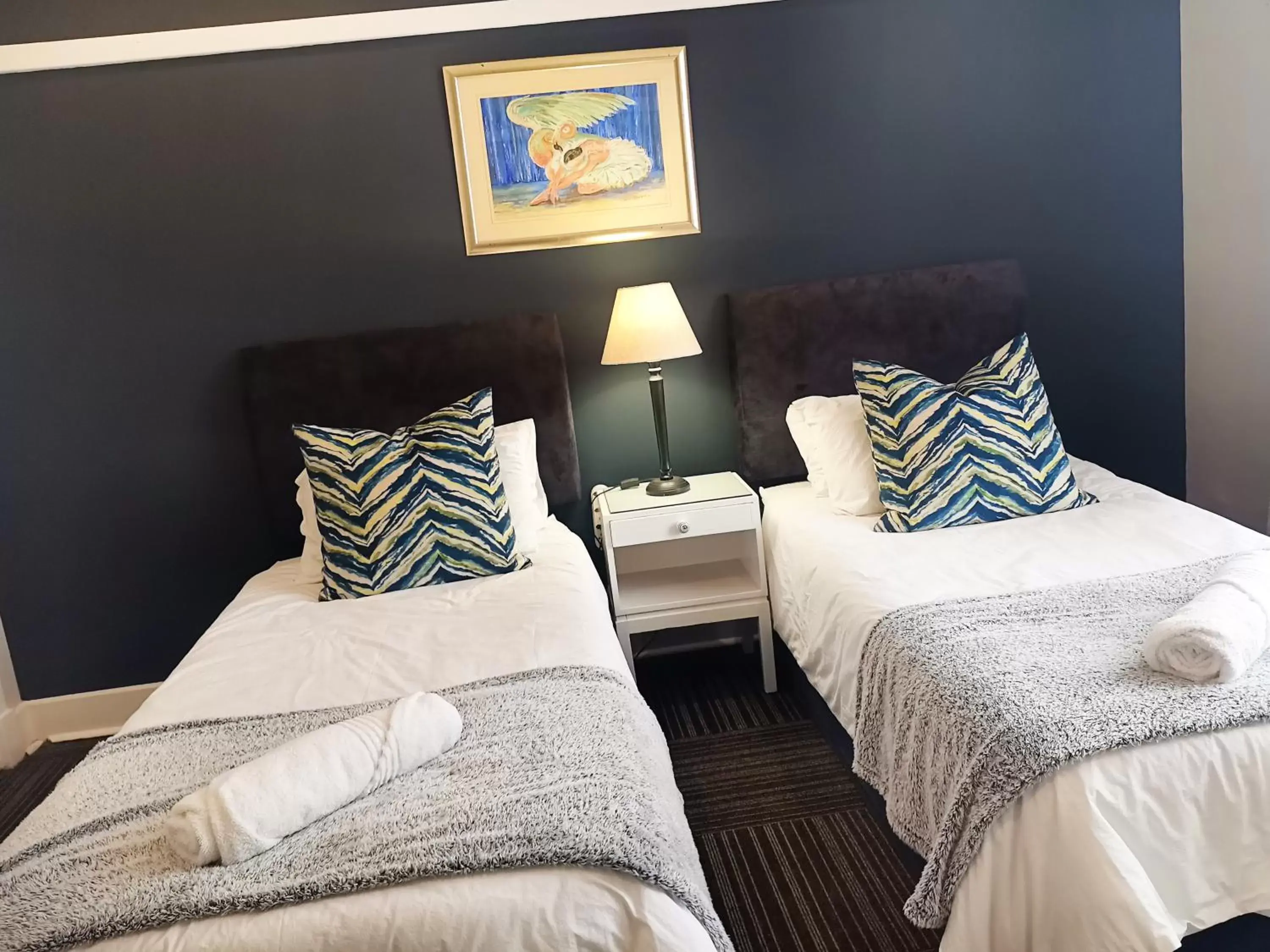 Deluxe Twin Room - single occupancy in Thistle Hotel Deluxe Twin Room - single occupancy in Thistle Hotel