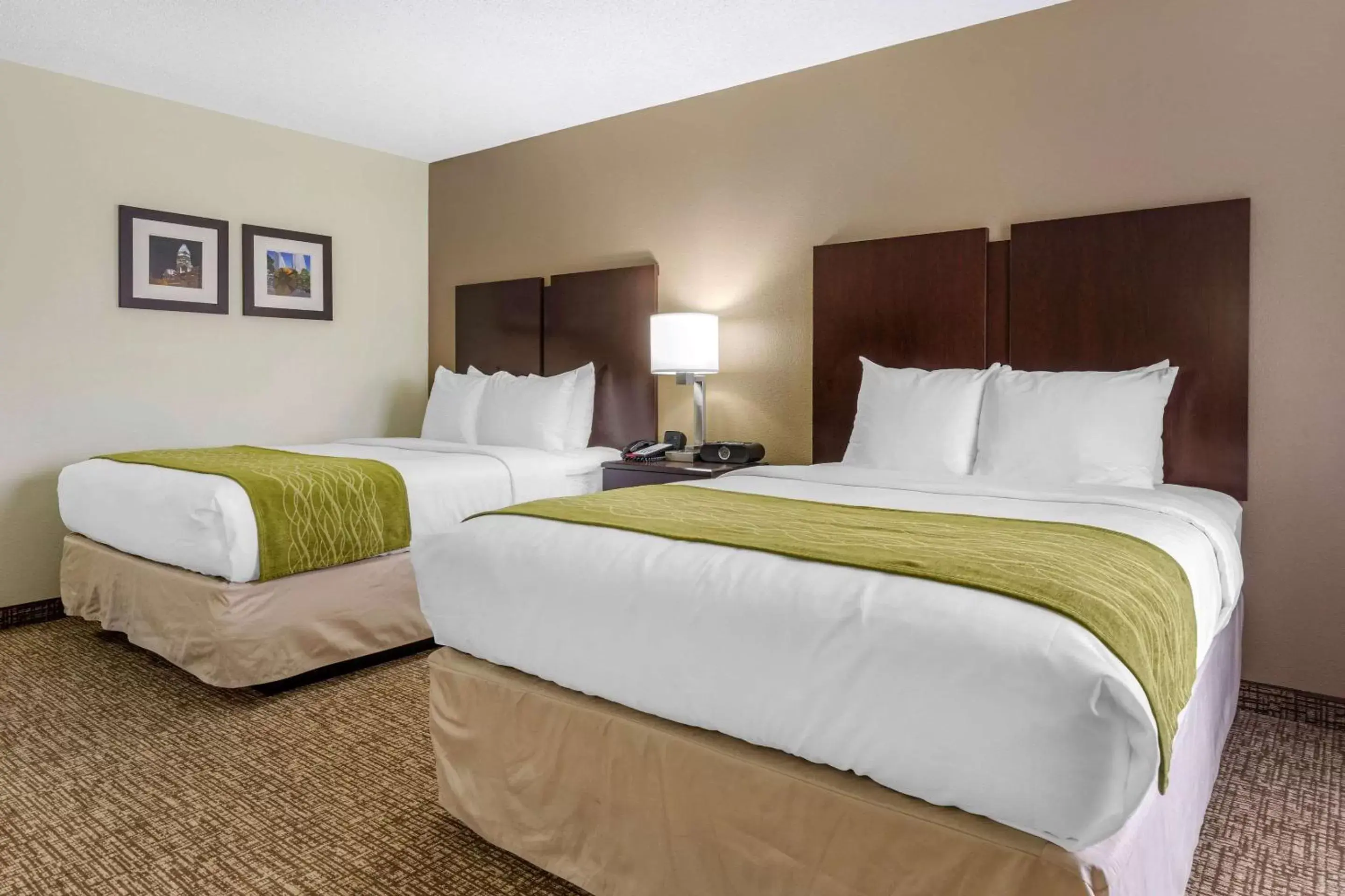 Bedroom, Bed in Comfort Inn & Suites Lake Norman
