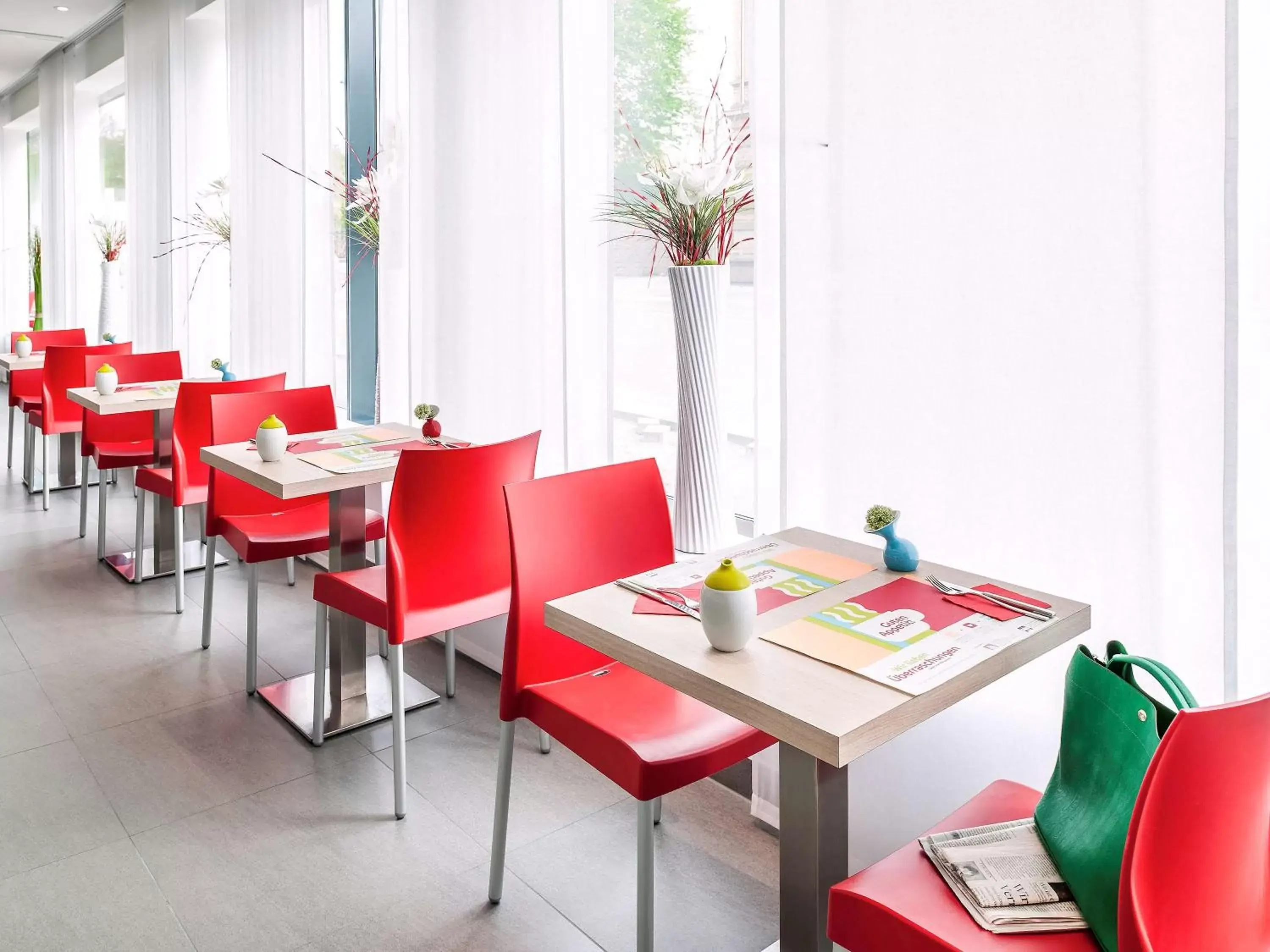 On site, Restaurant/Places to Eat in ibis Styles Karlsruhe Ettlingen