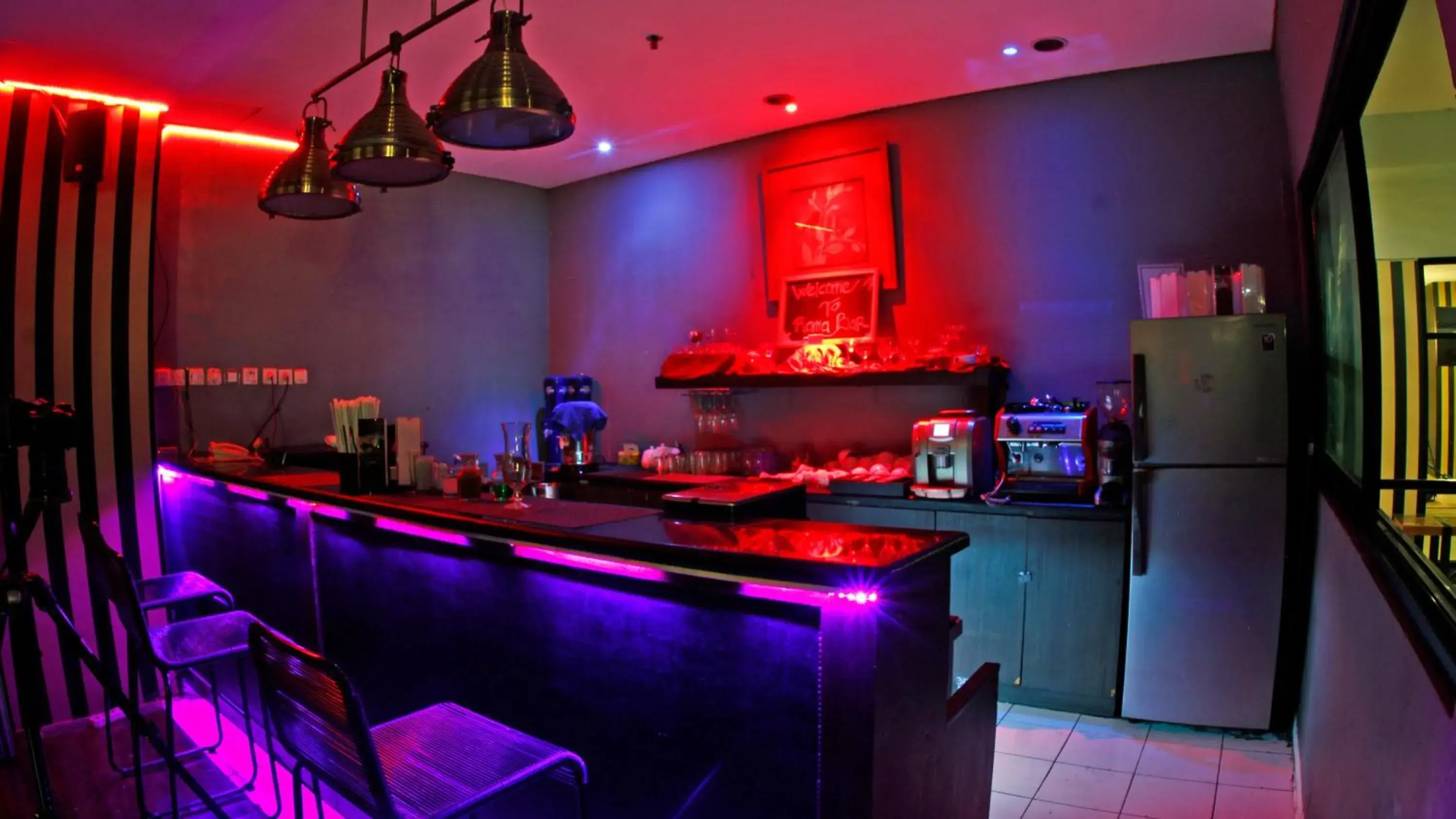 Lounge or bar in Amaroossa Cosmo Jakarta Lounge or bar in Amaroossa Cosmo Jakarta