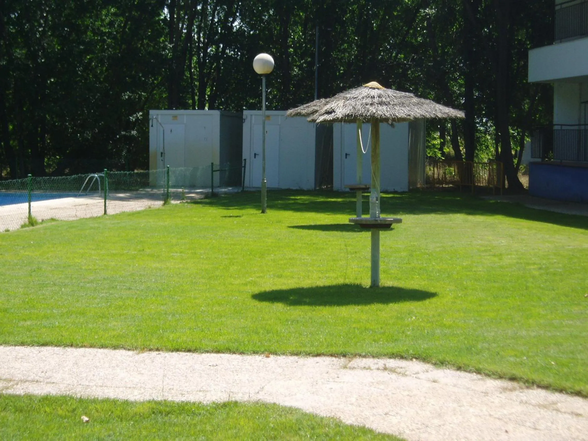 Swimming pool in Hotel Manzanares