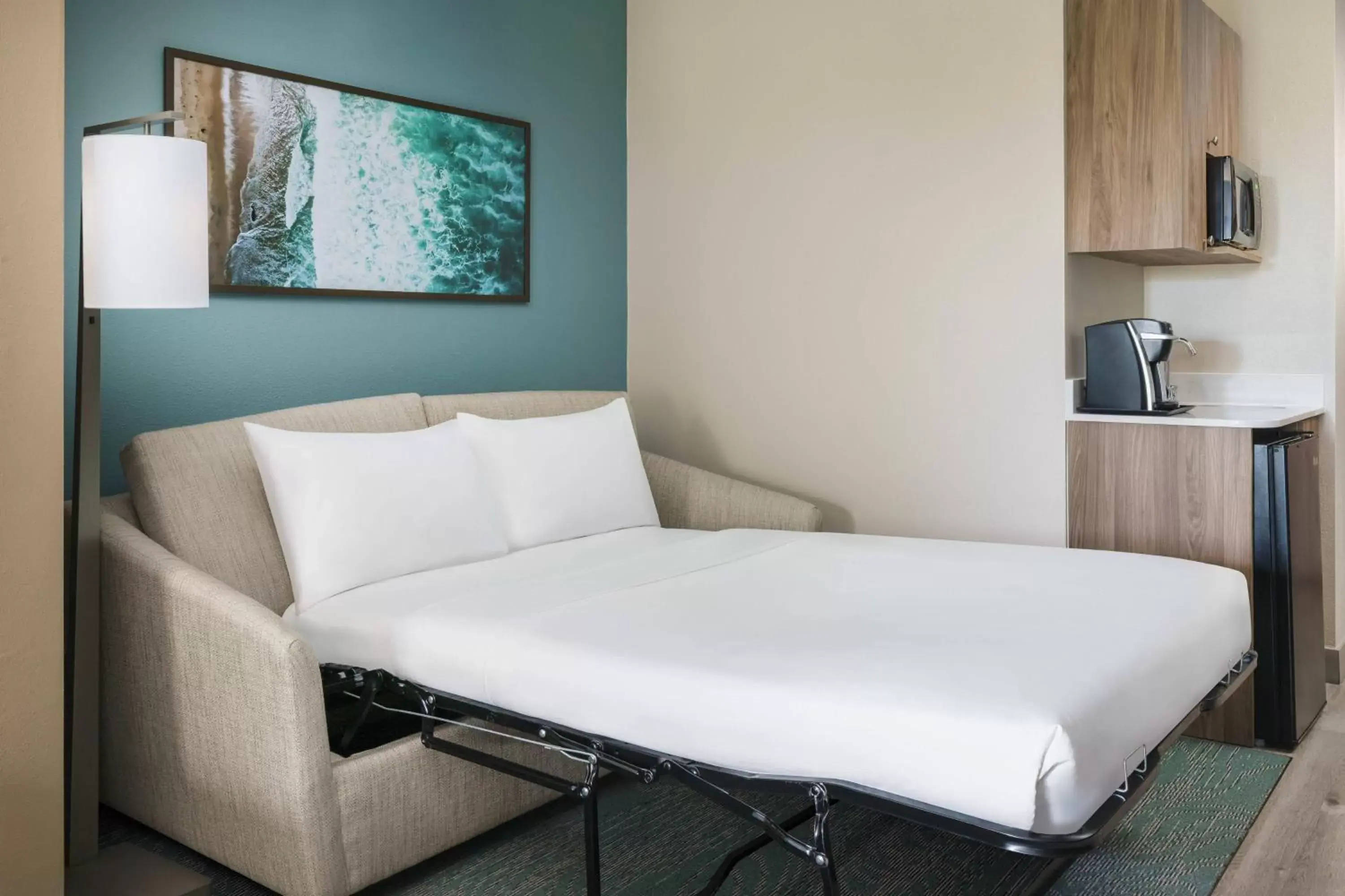 Bedroom in Fairfield by Marriott Inn & Suites Marathon Florida Keys