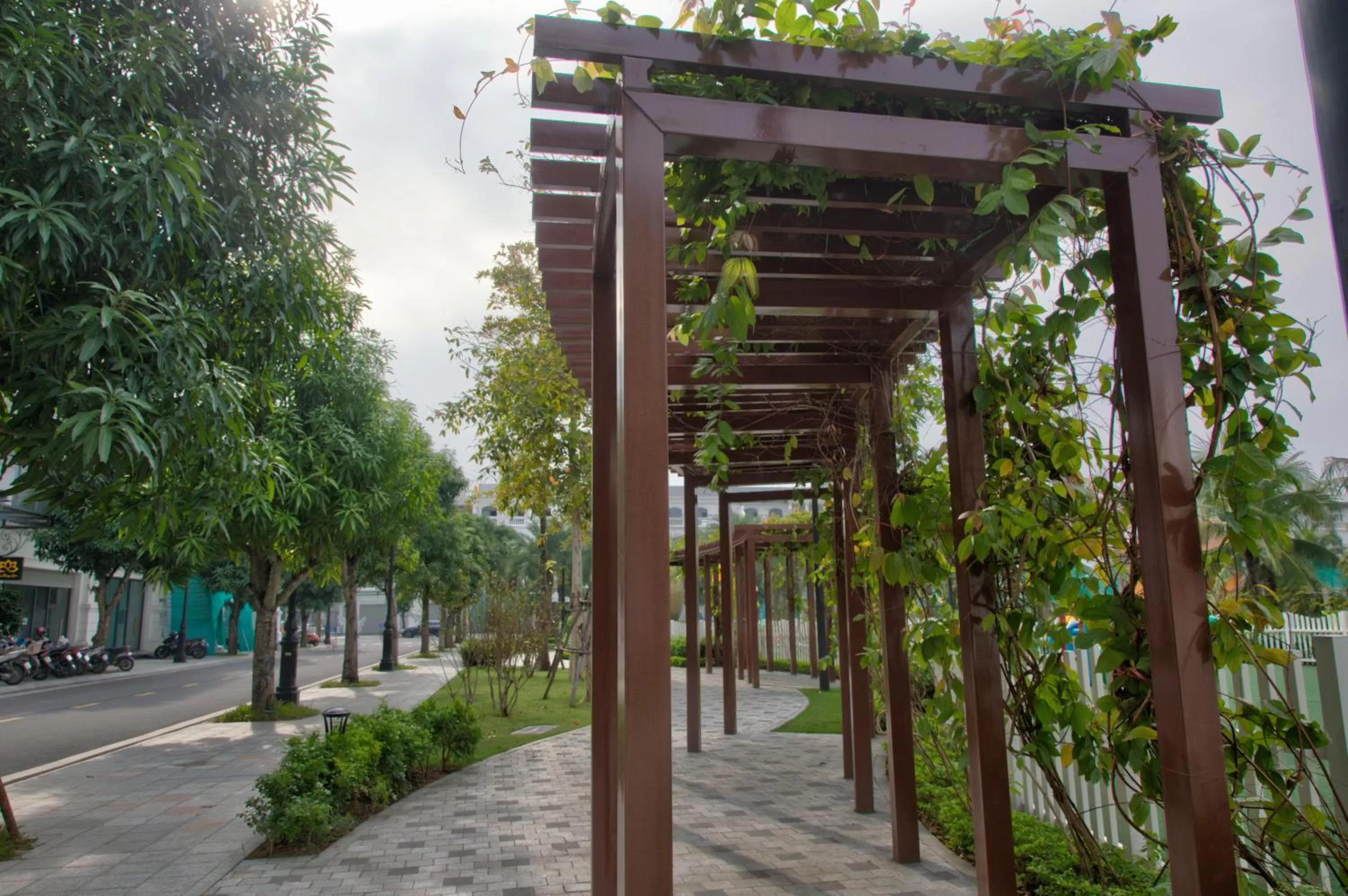 Children play ground in The Flamboyant #StayWork Vinhomes Marina