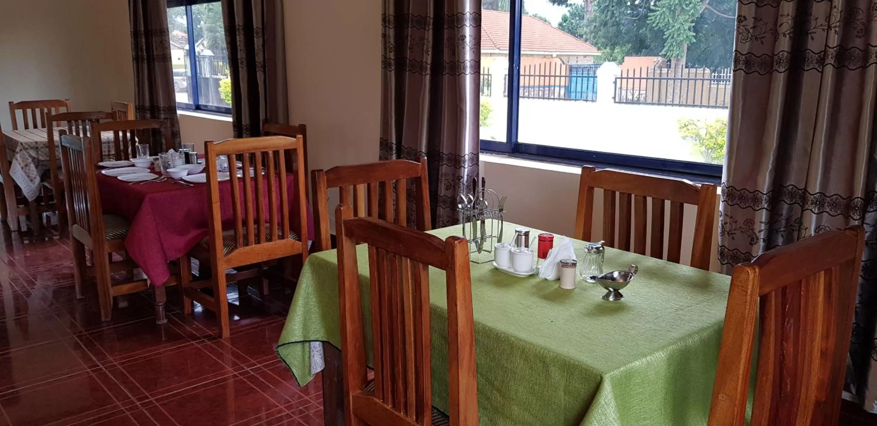 Dining area in Northern Pearl