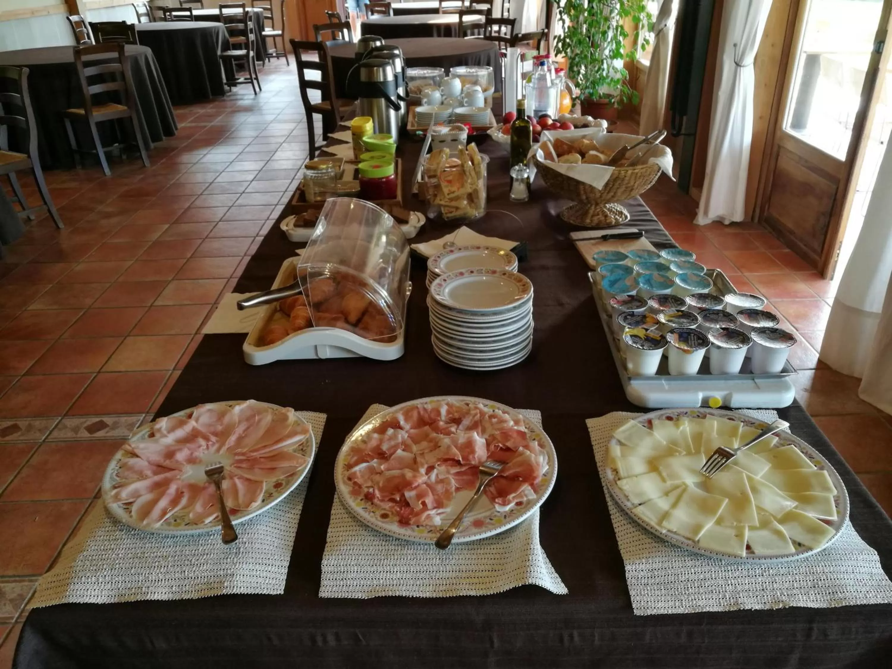 Breakfast in Costa degli Ulivi