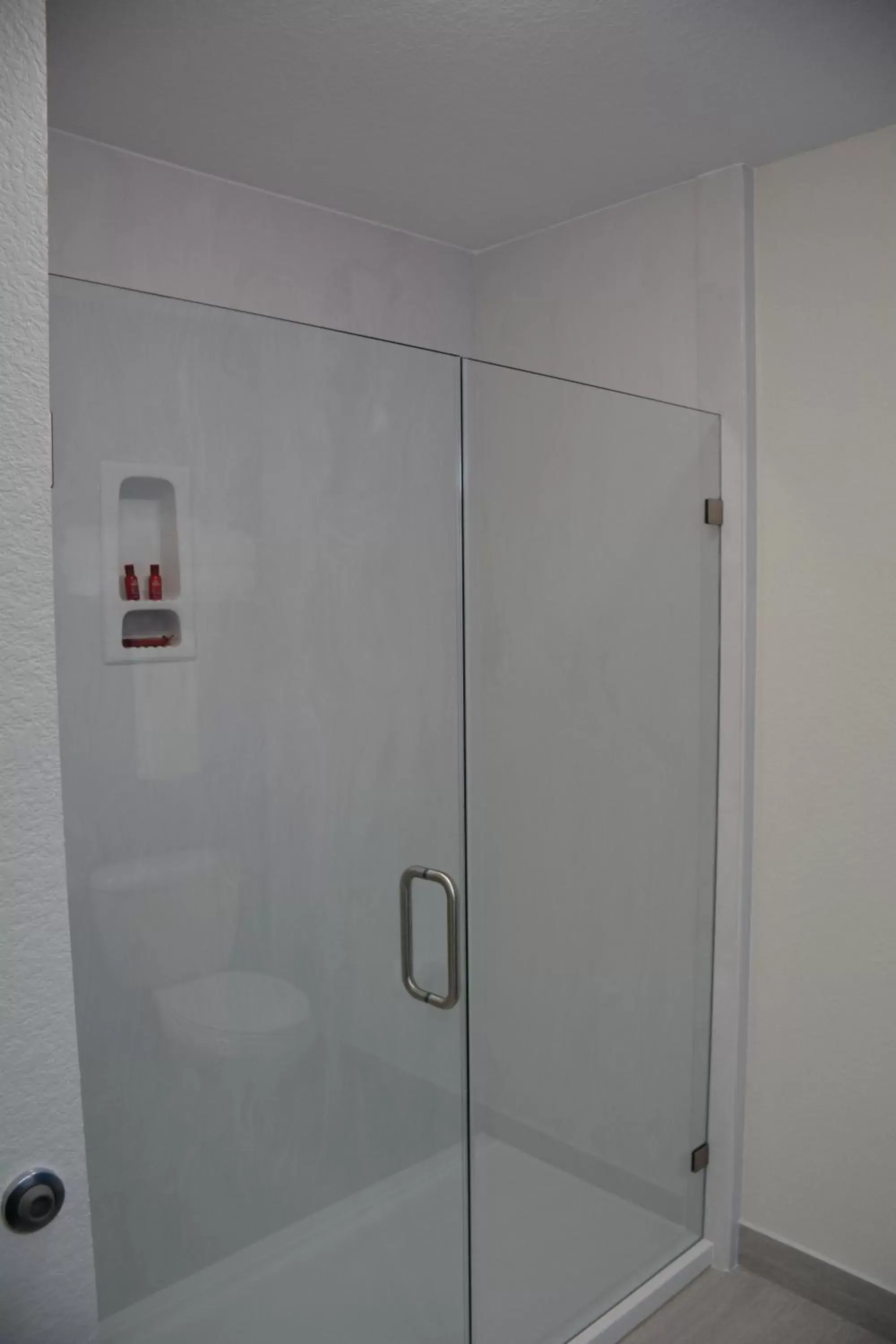 Shower, Bathroom in SureStay Plus Hotel by Best Western Humble