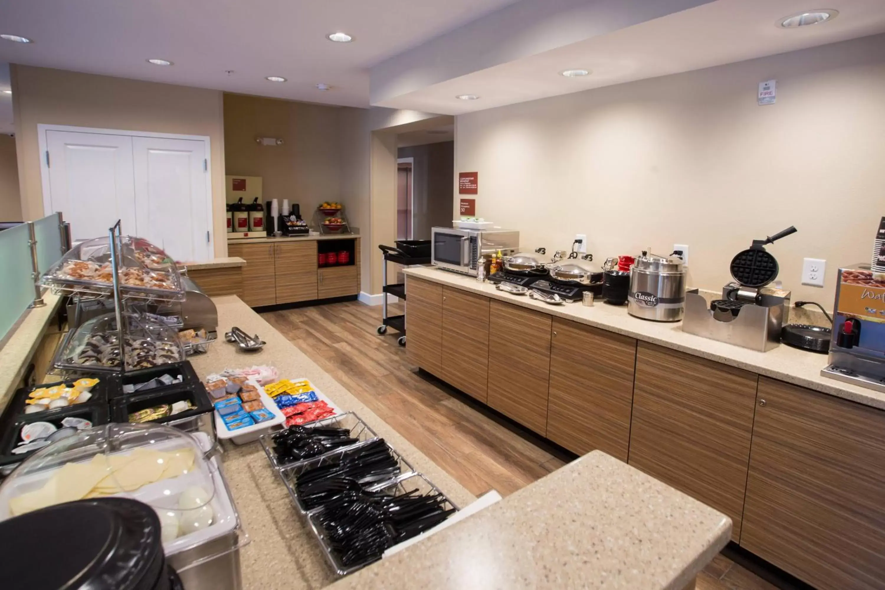 Breakfast, Restaurant/Places to Eat in TownePlace Suites by Marriott Southern Pines Aberdeen