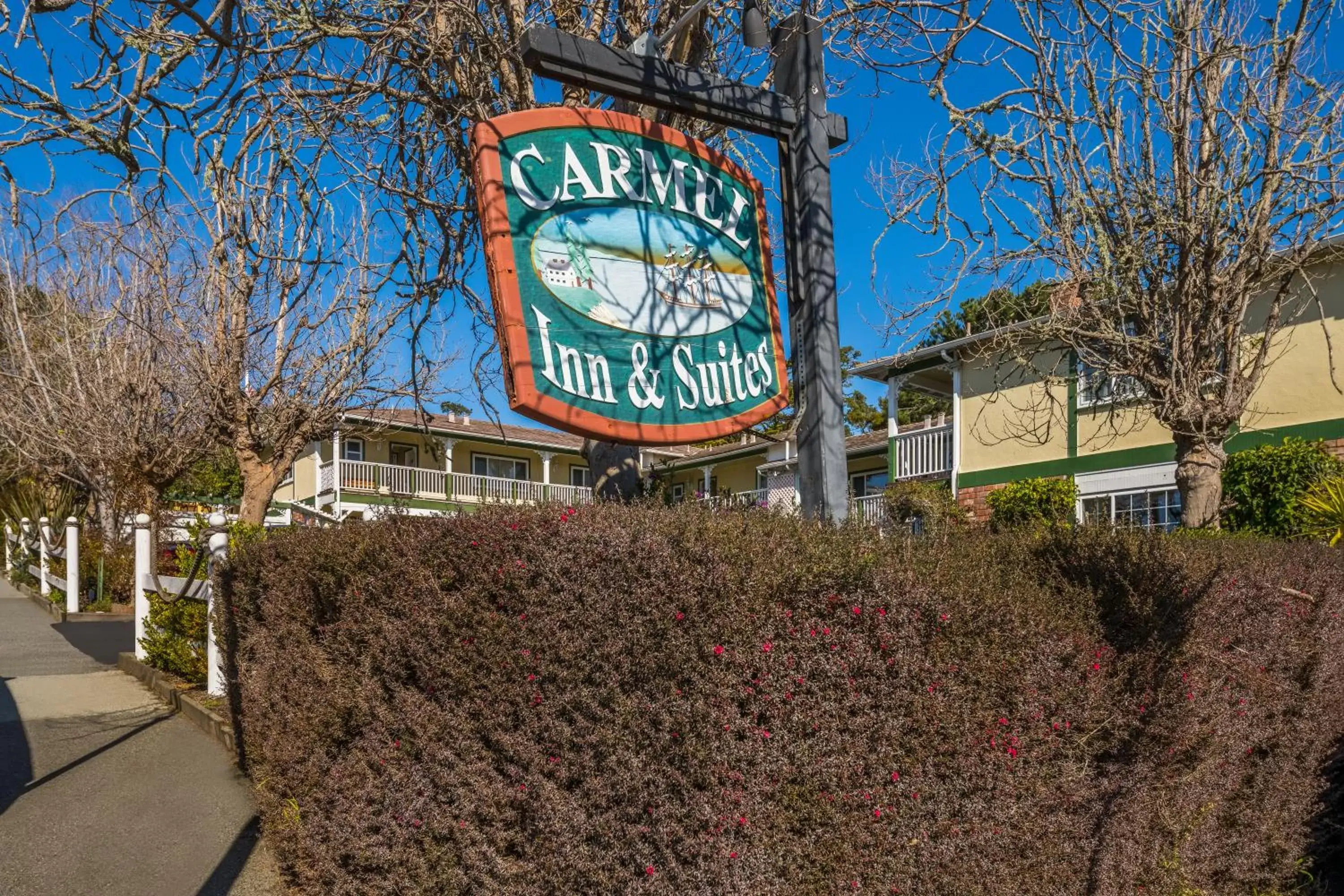 Property Building in Carmel Inn & Suites