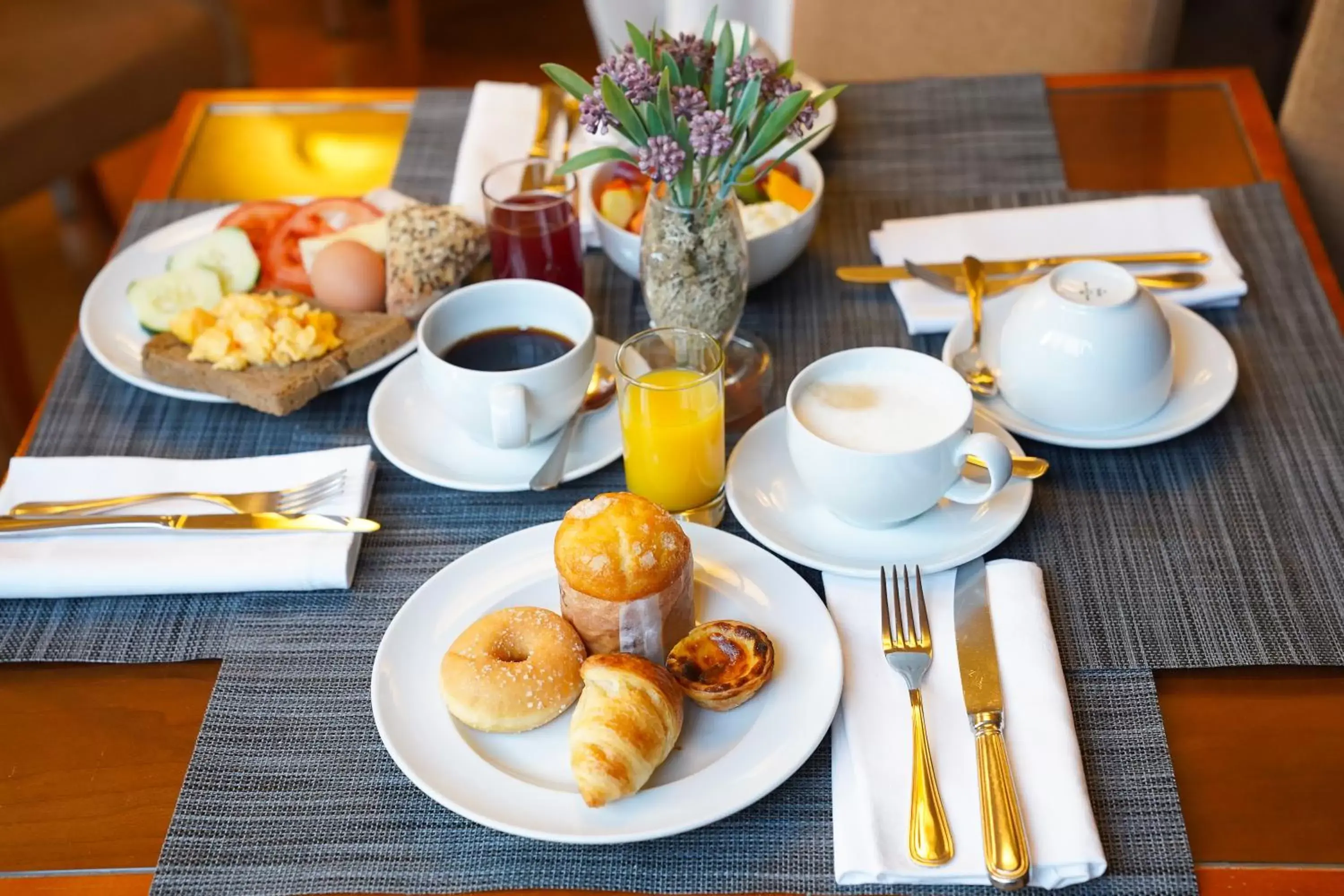 Breakfast in Legendary Lisboa Suites