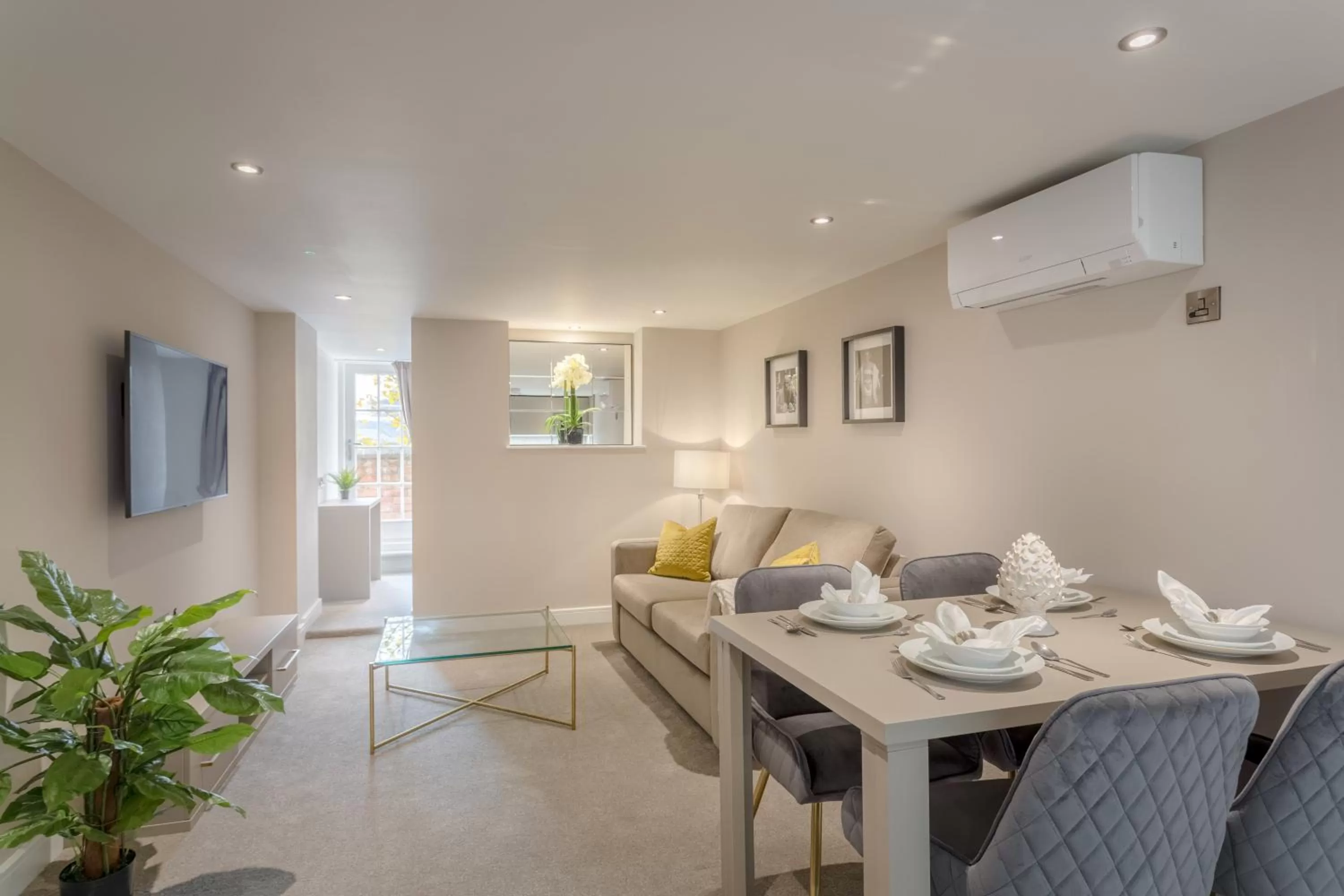 Dining area in Heritage Mews Nottingham
