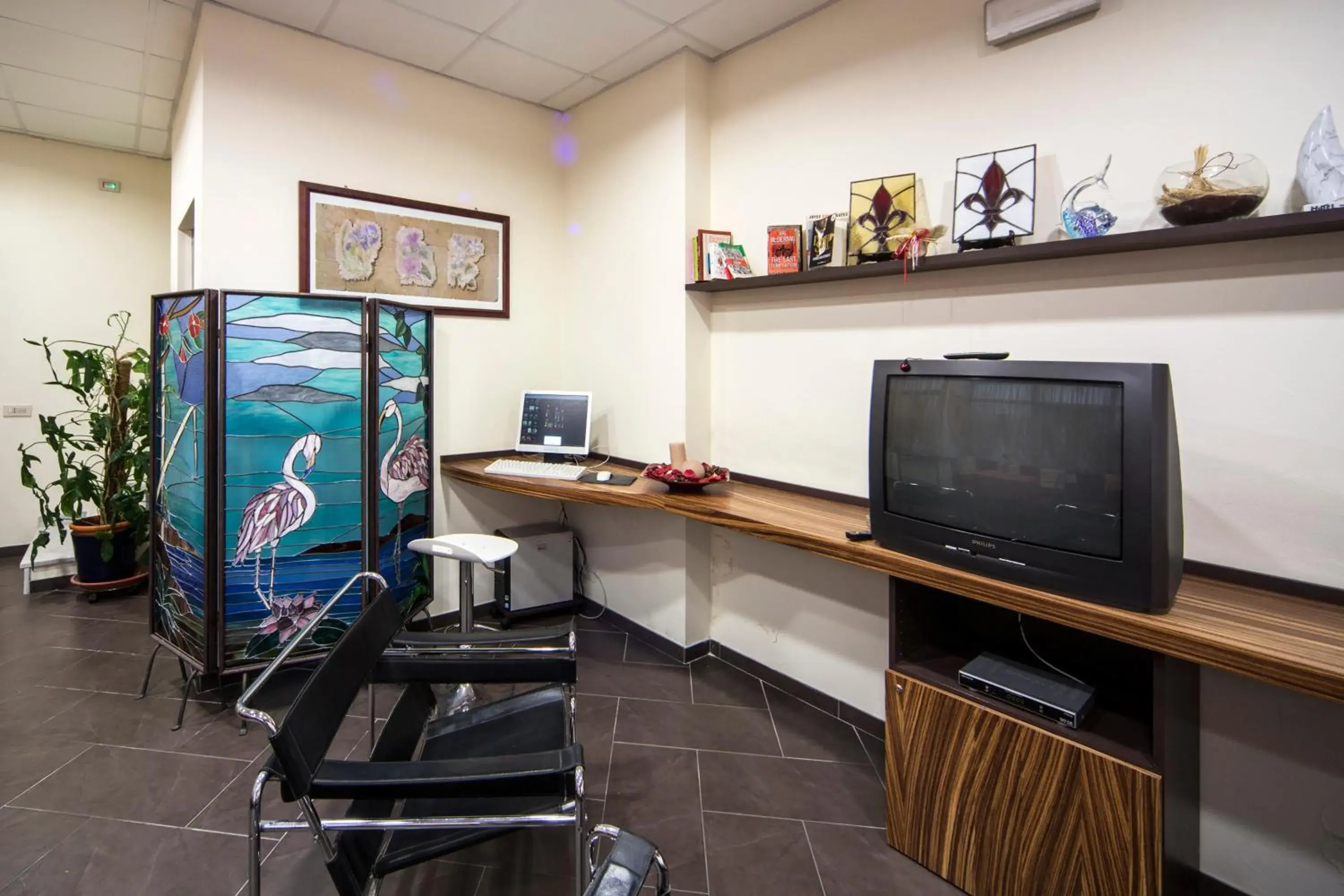 Communal lounge/ TV room in Hotel Playa