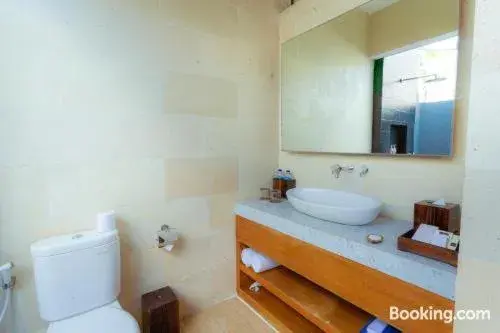 Toilet, Bathroom in The Canggu Boutique Villas and Spa