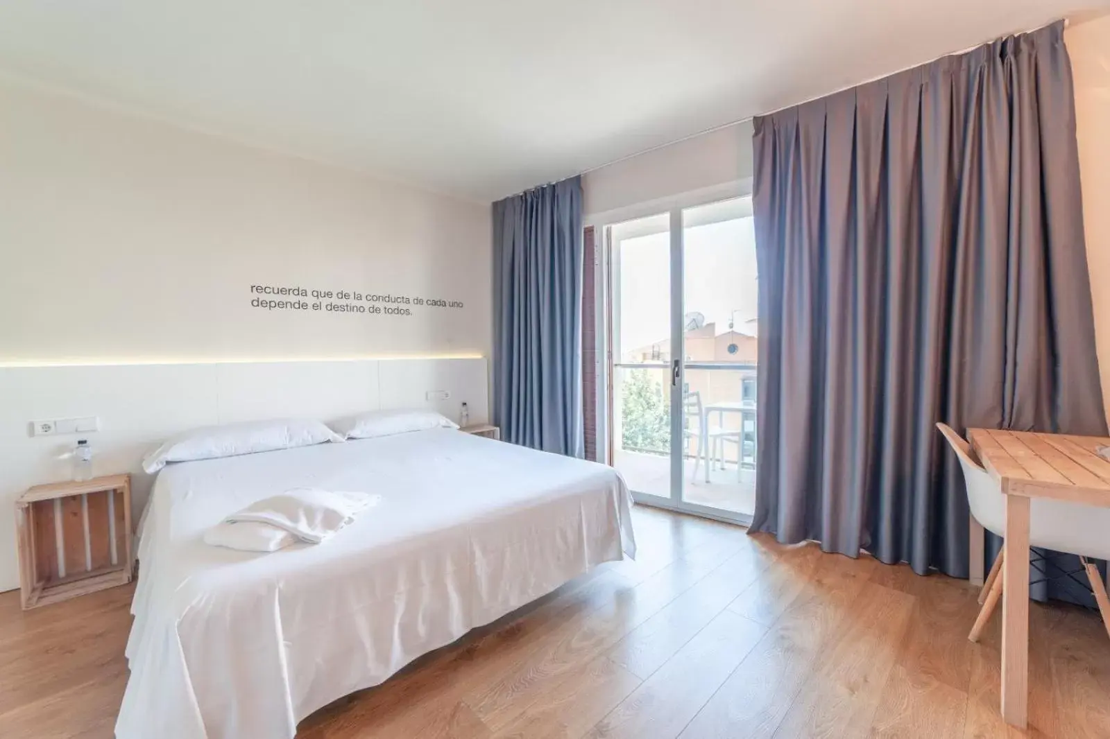 Bed in Dynamic Hotels Caldetes Barcelona