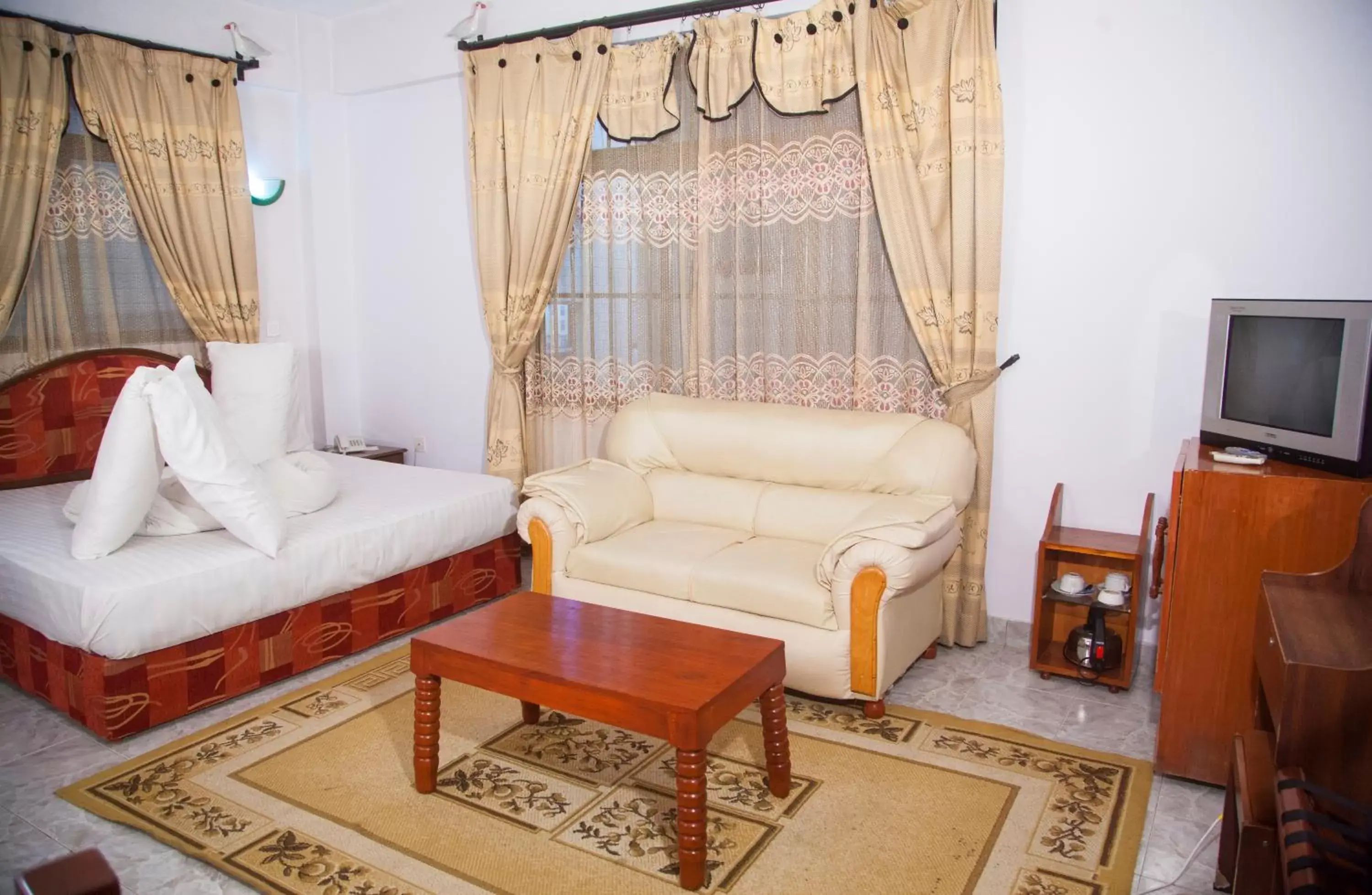 Photo of the whole room, Seating Area in Natron Palace Hotel