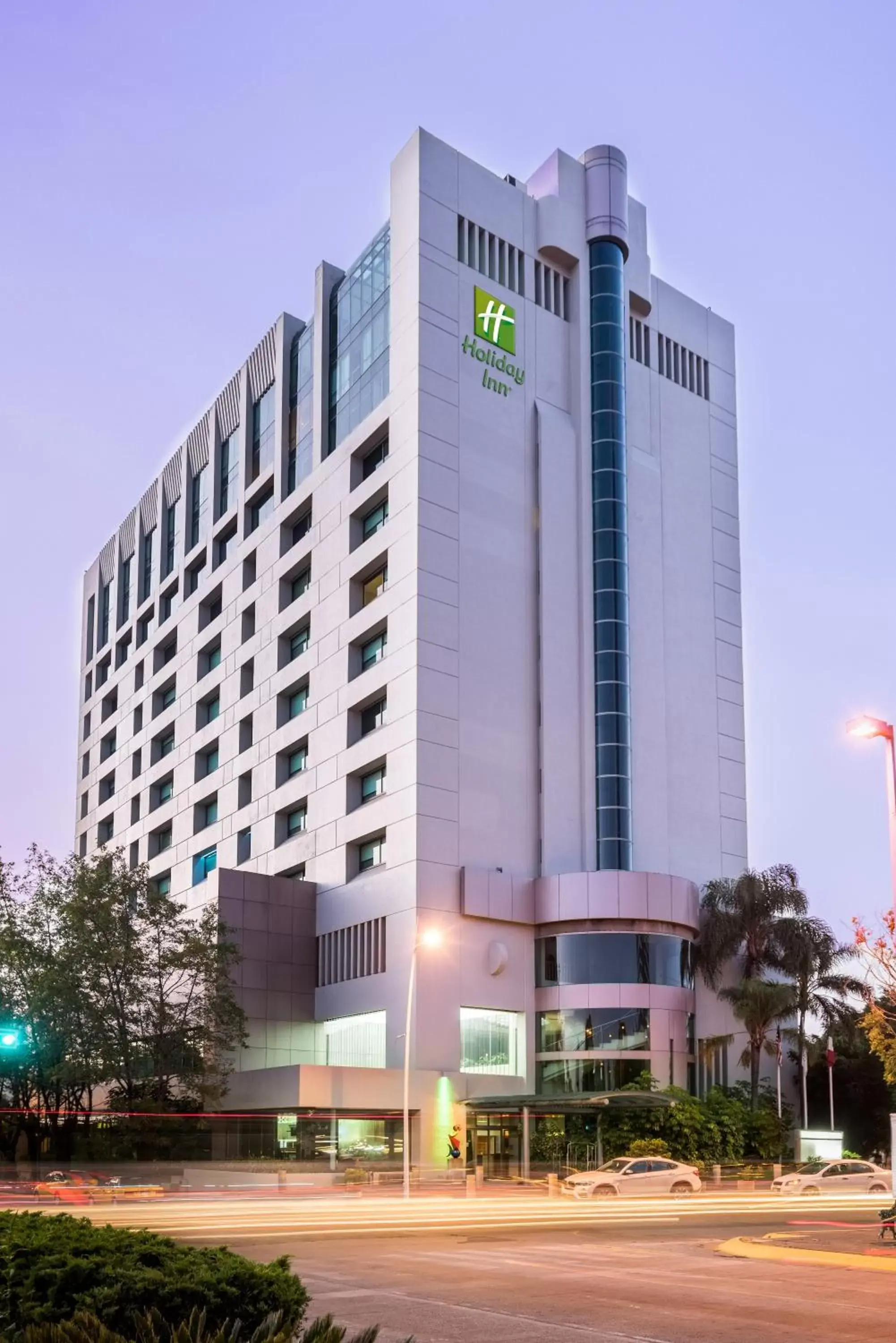 Property building in Holiday Inn Guadalajara Select by IHG Property building in Holiday Inn Guadalajara Select by IHG
