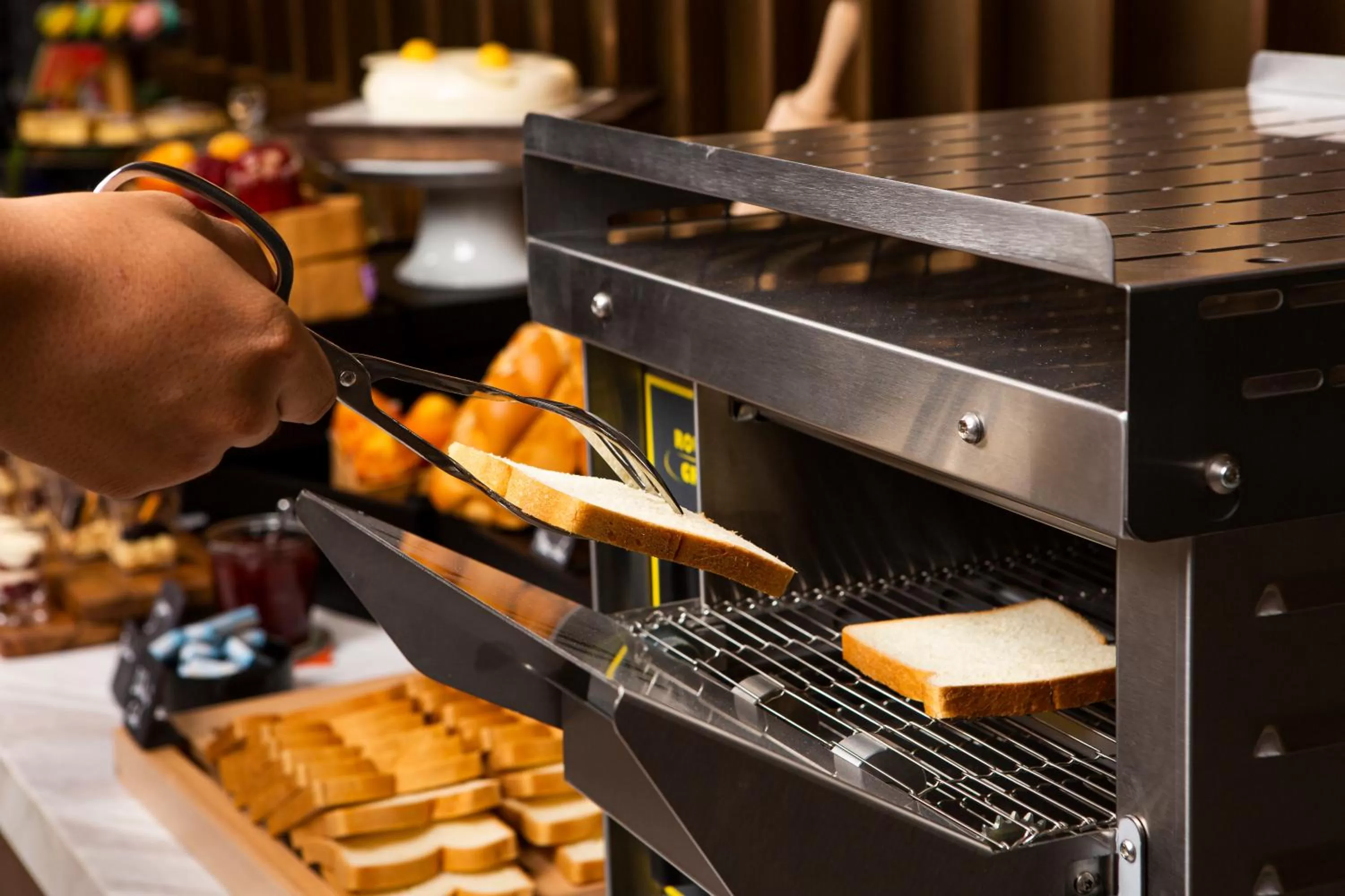 Food in D'Lecia Ha Long Hotel