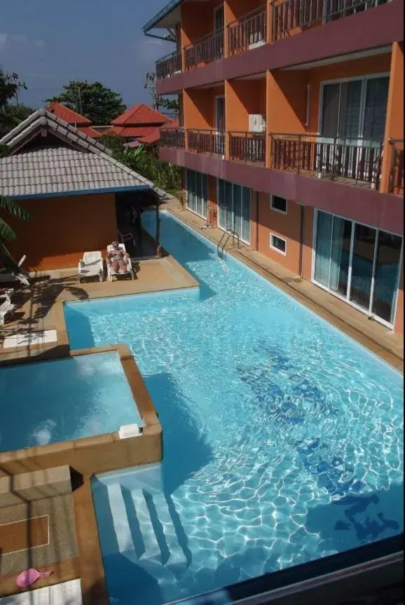 Pool View in Lanta Fevrier Resort