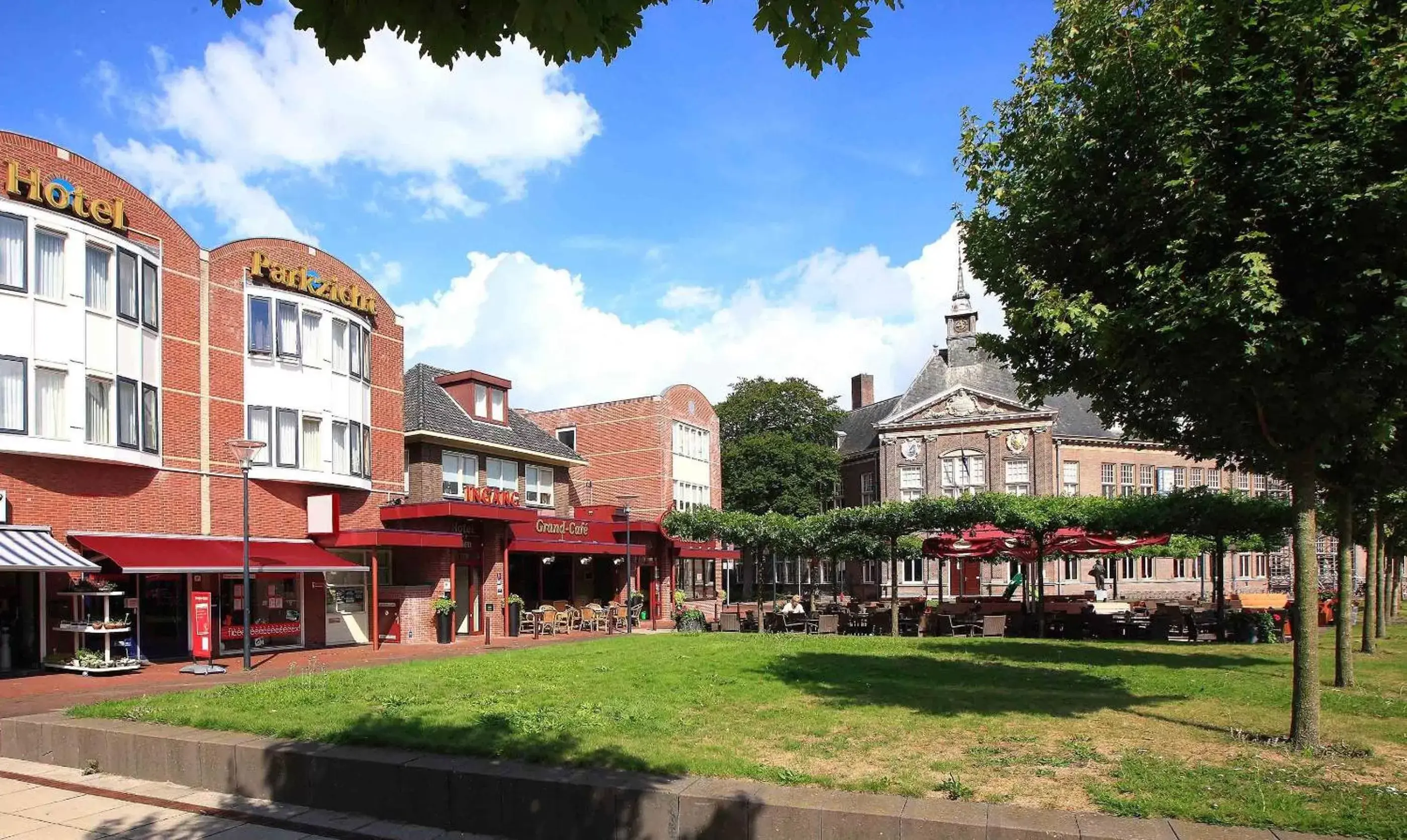 Property Building in Hotel Parkzicht