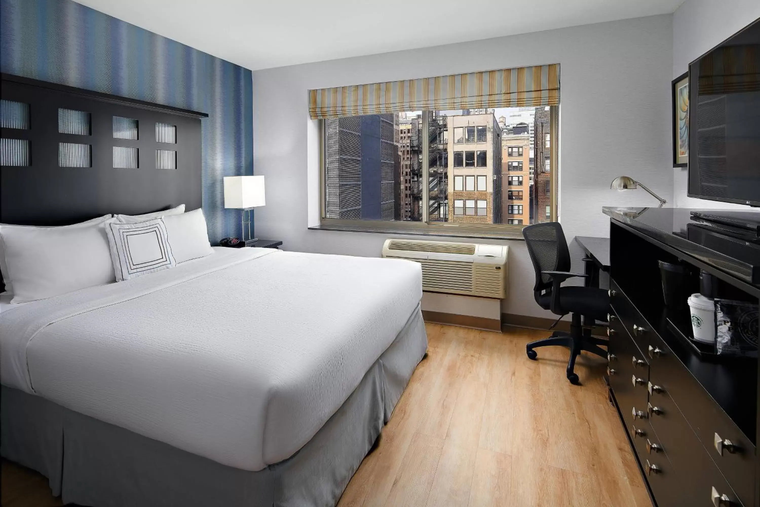 Photo of the whole room in Fairfield Inn & Suites by Marriott New York Manhattan/Chelsea