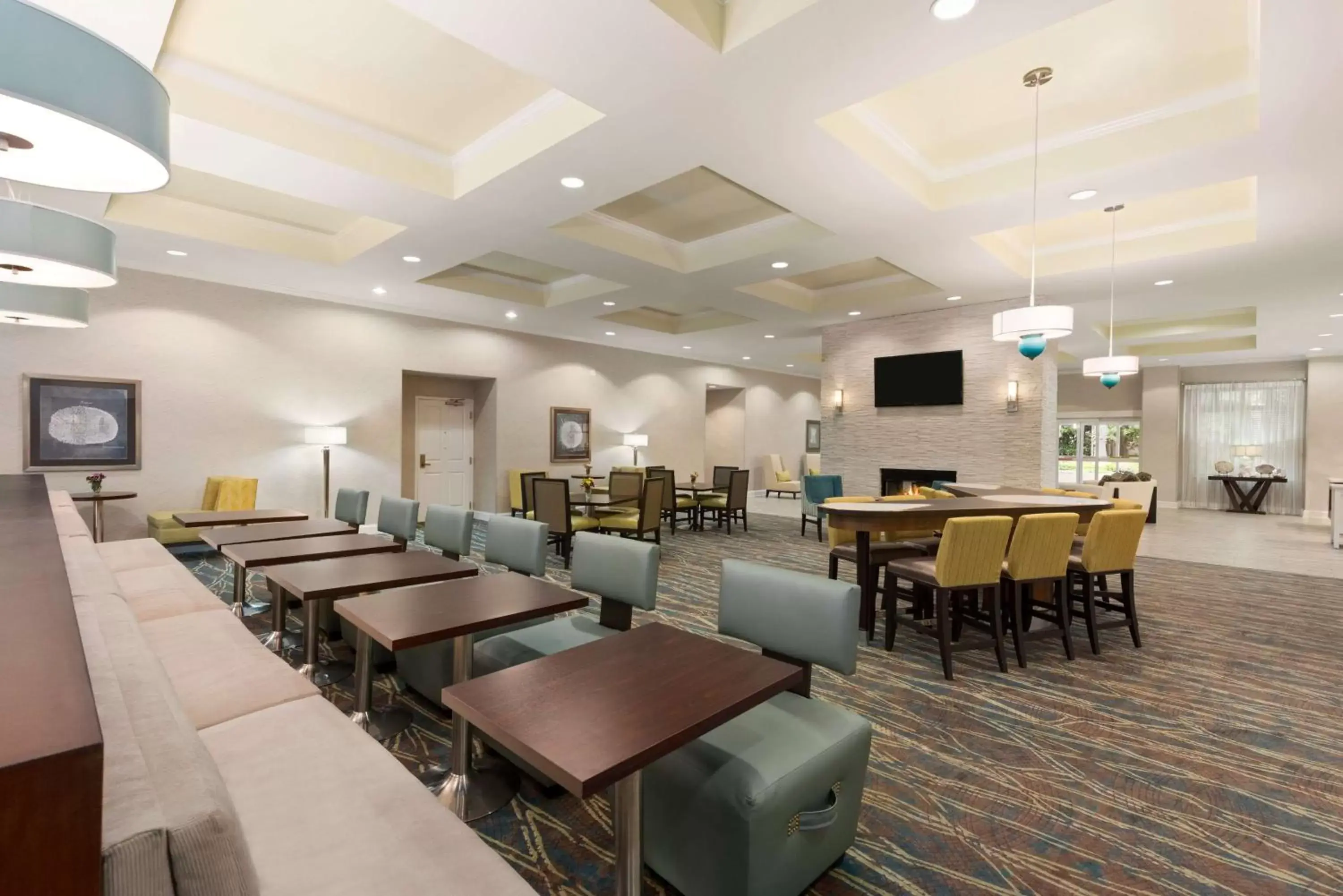 Lobby or reception, Restaurant/Places to Eat in Homewood Suites by Hilton Charleston - Mount Pleasant