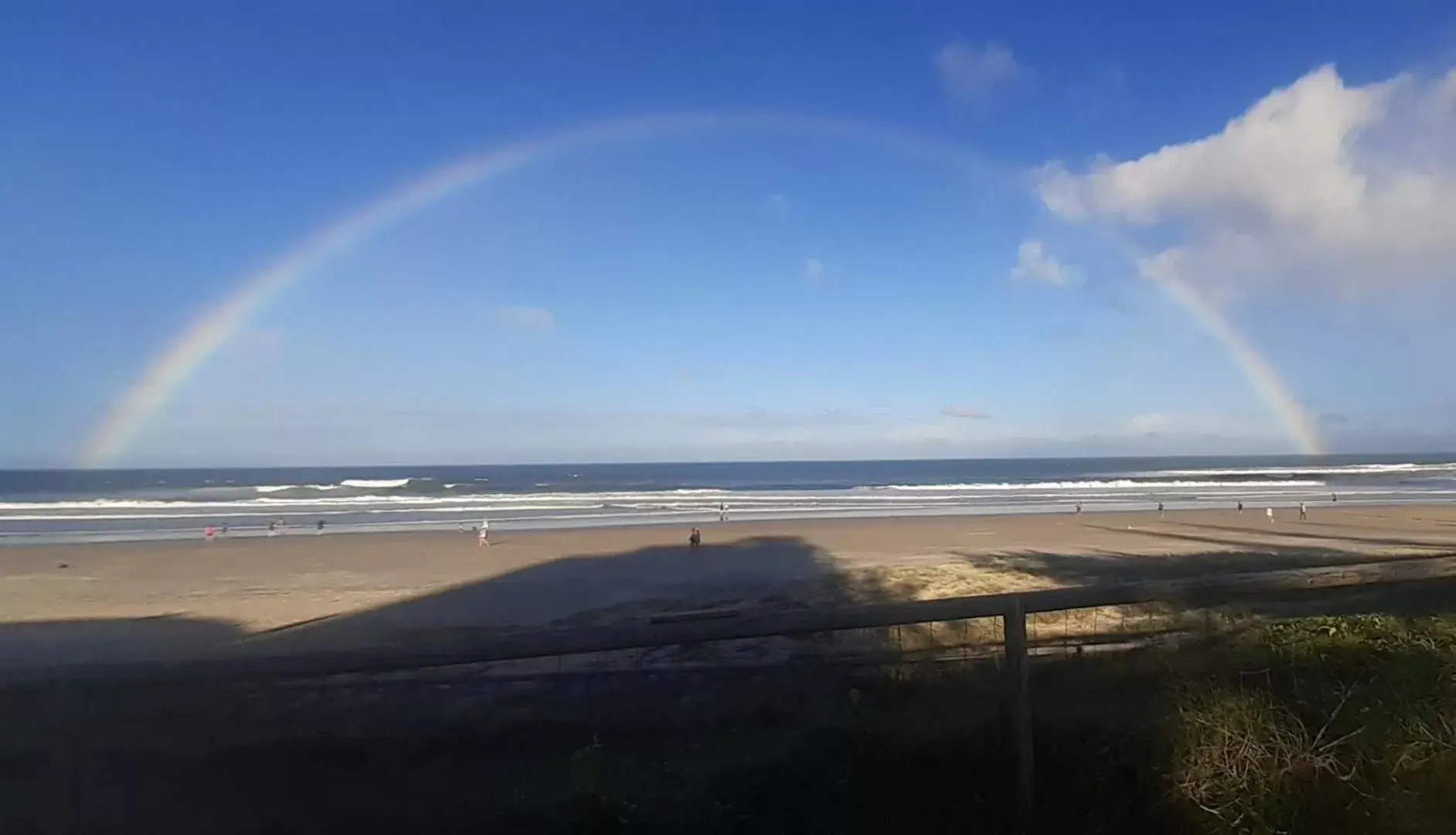 Beach in Outrigger Burleigh