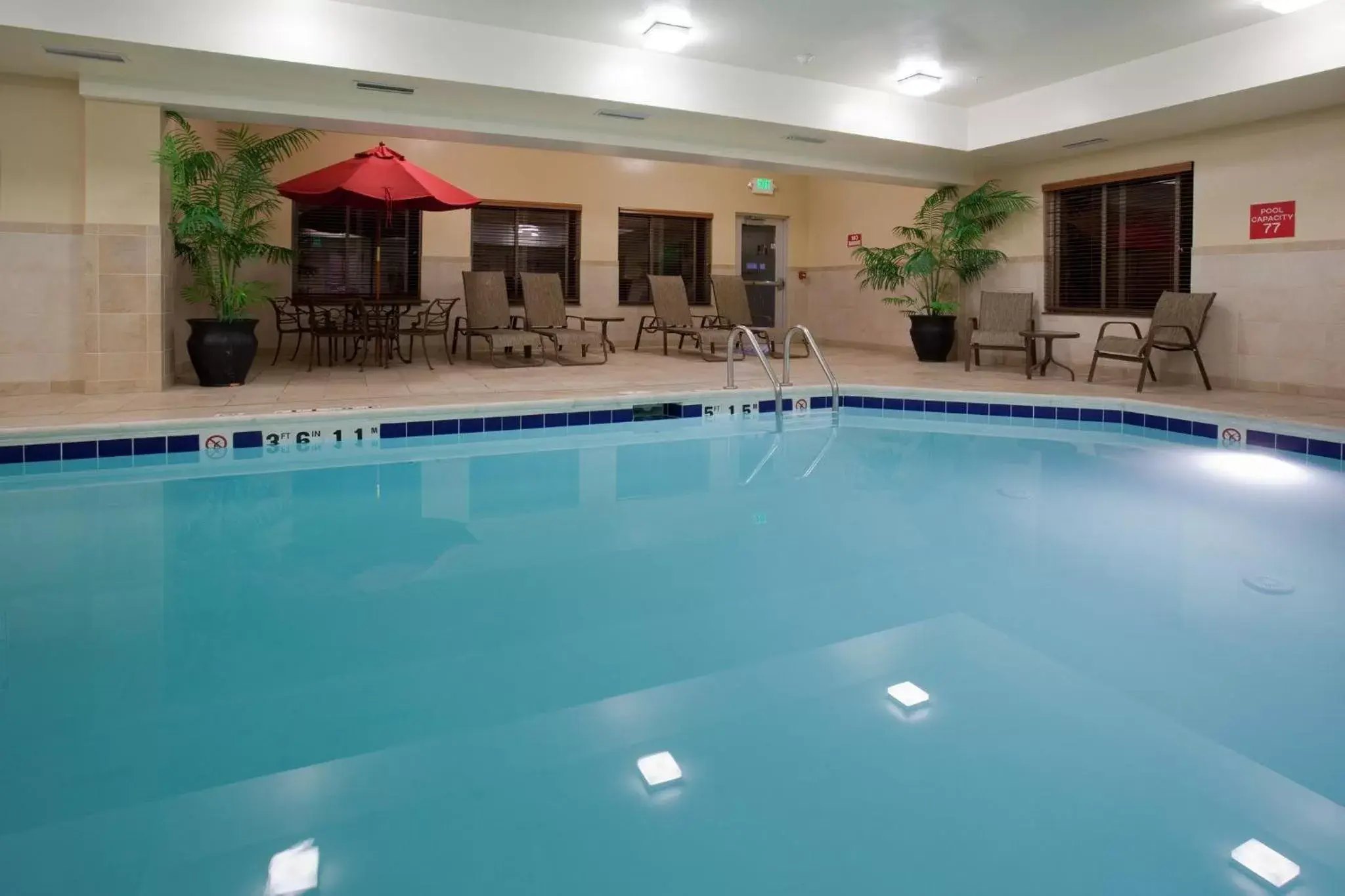 Swimming Pool in Holiday Inn Express Hotel Vernal, an IHG Hotel