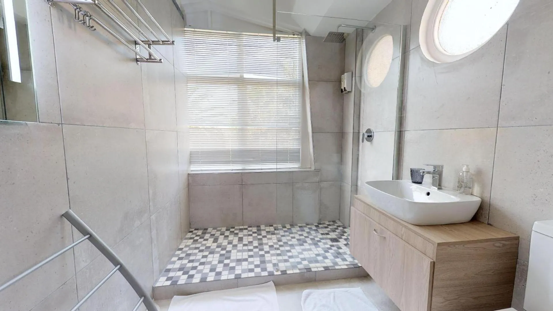 Port View Guest House