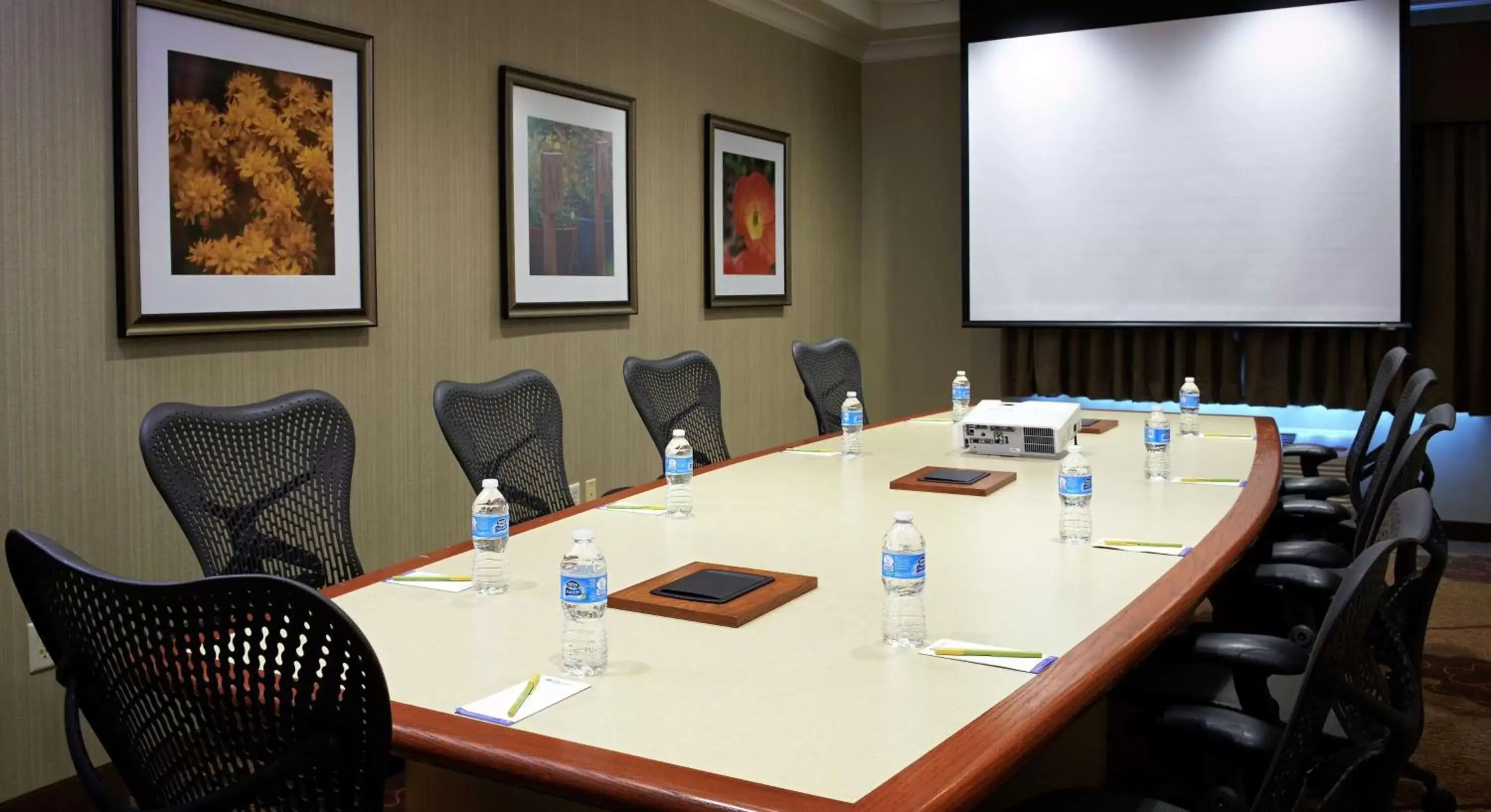 Meeting/conference room in Hilton Garden Inn Minneapolis/Eden Prairie