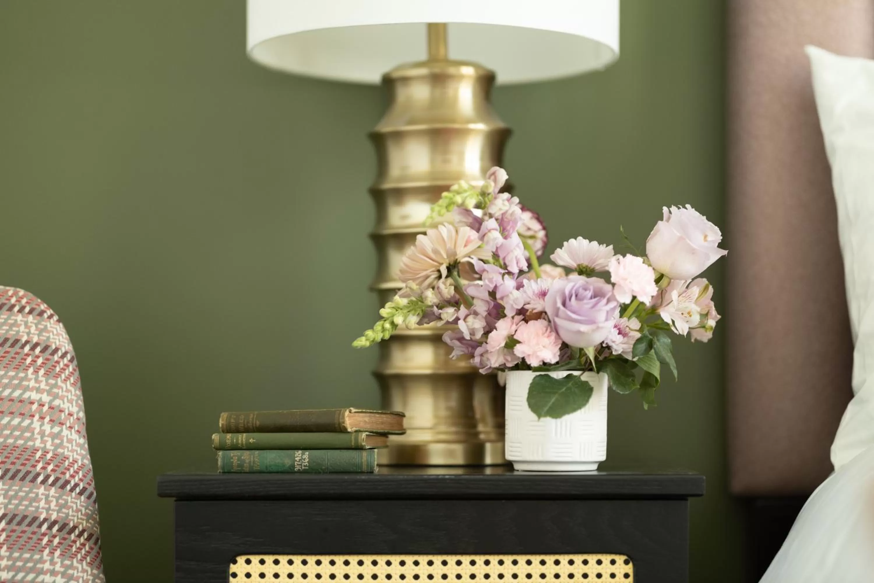 Decorative detail in Hotel Thaxter