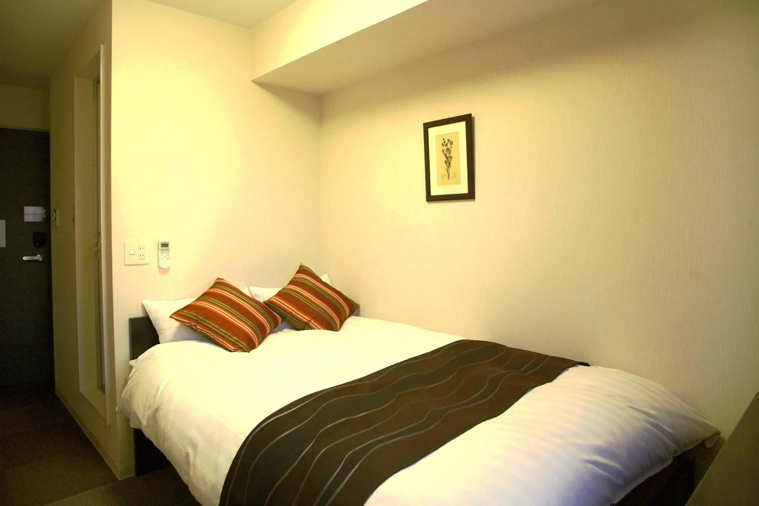 Photo of the whole room, Bed in Value The Hotel Higashimatsushima Yamoto
