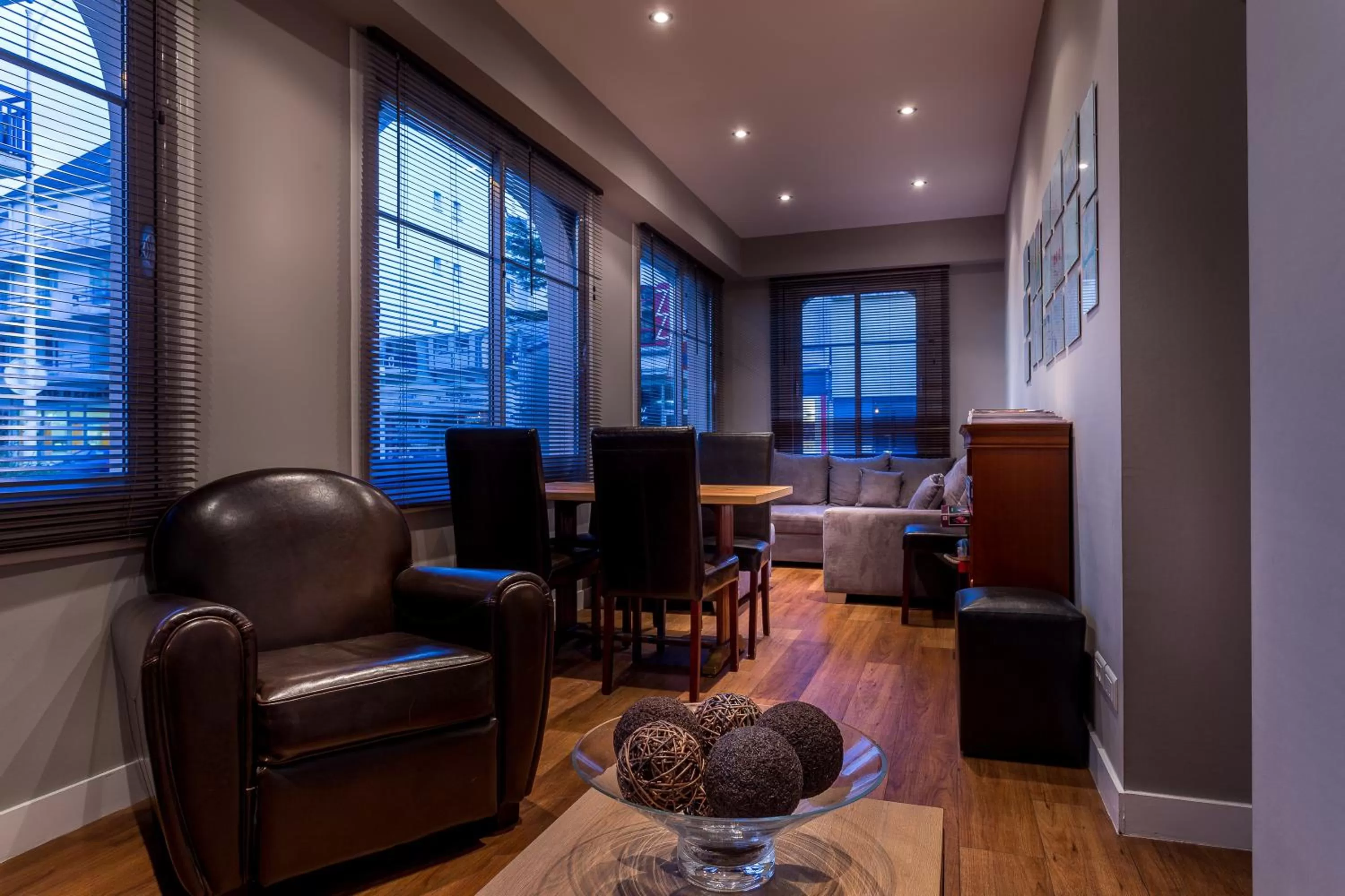 Communal lounge/ TV room in Hotel Des Dunes