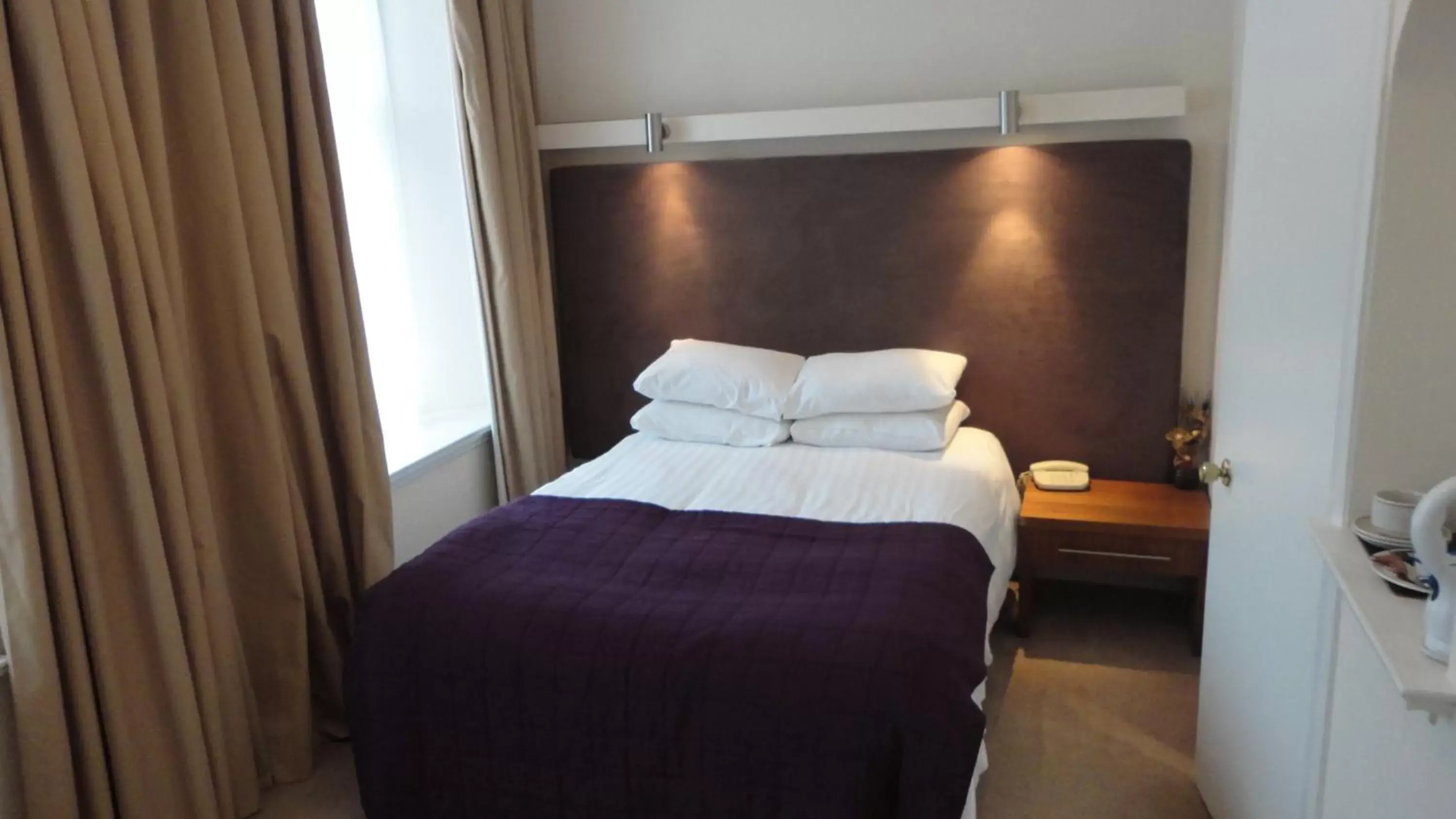Bed in Sandyford Hotel