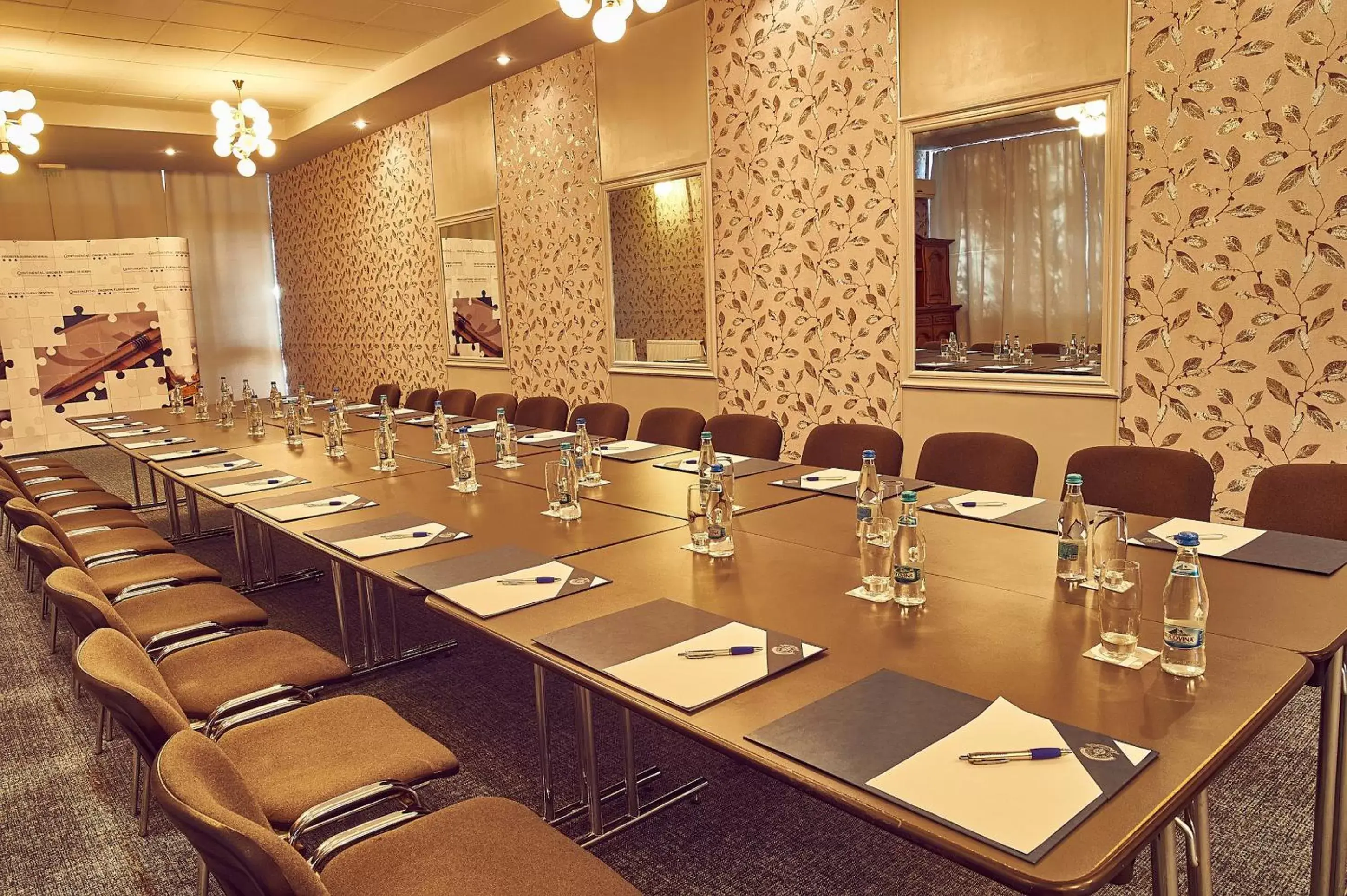 Business facilities in Continental Drobeta Turnu Severin