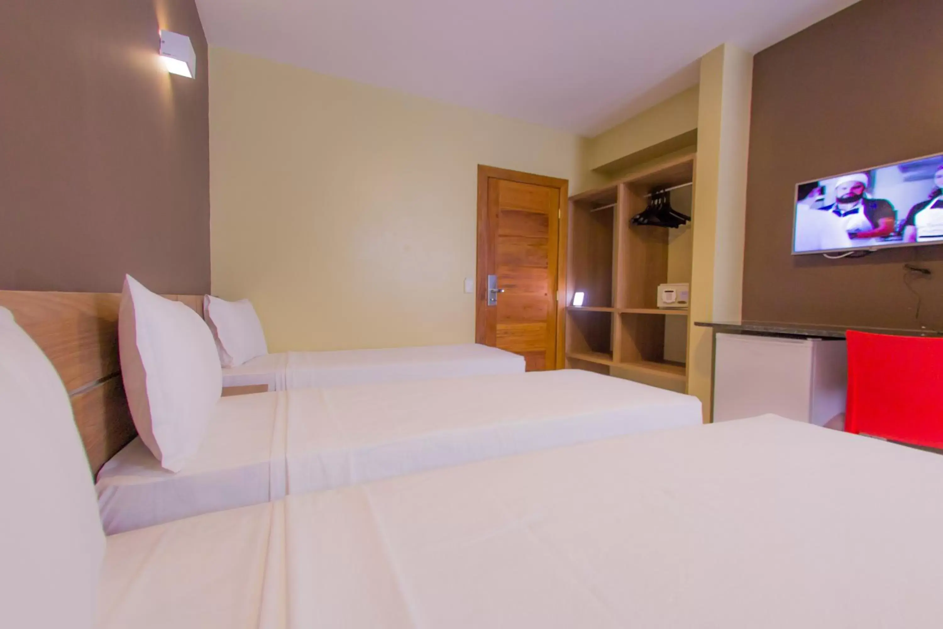 Photo of the whole room, Bed in Safira Praia Hotel