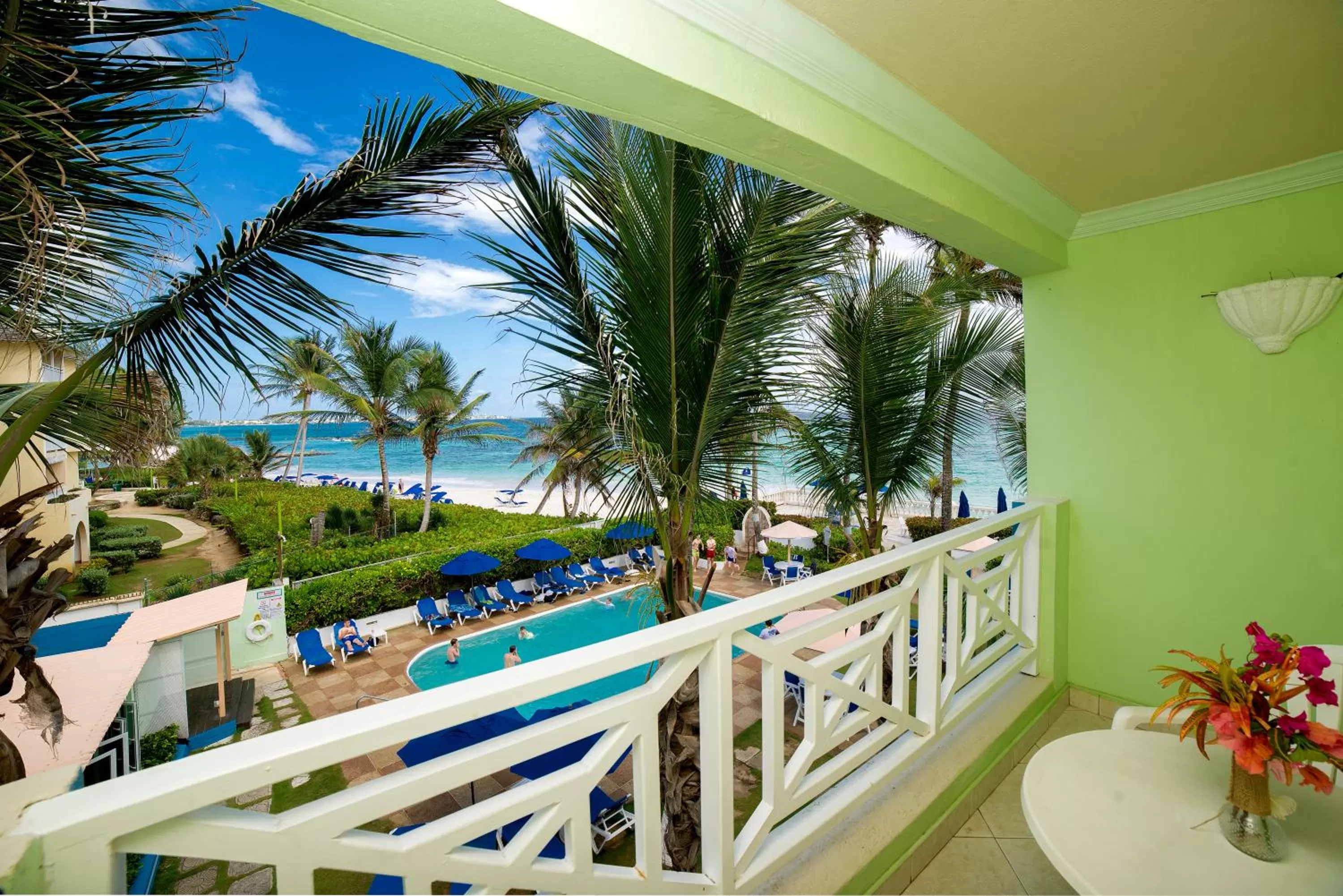 Sea view in Dover Beach Hotel