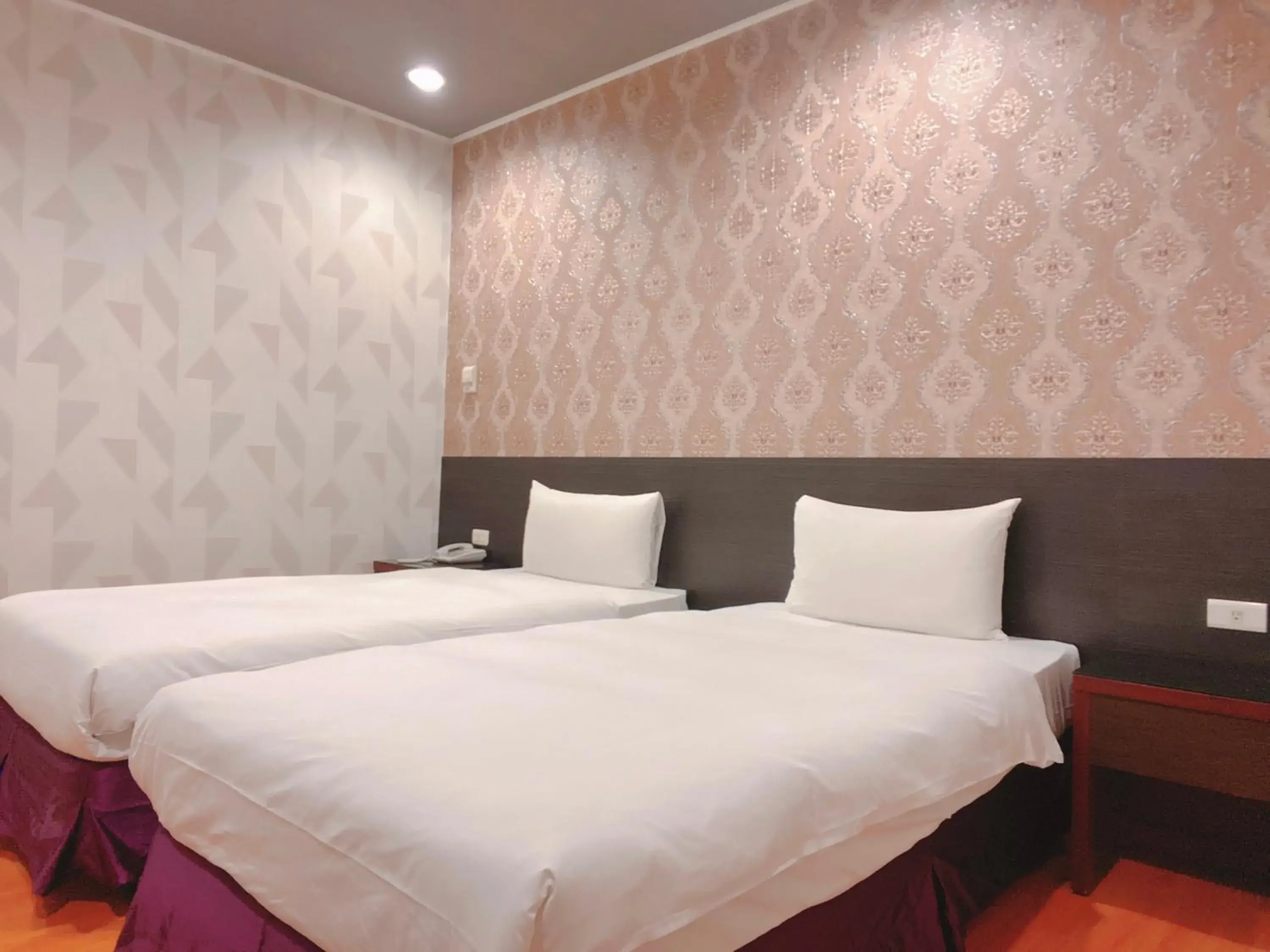 Photo of the whole room, Bed in Centre Hotel Photo of the whole room, Bed in Centre Hotel