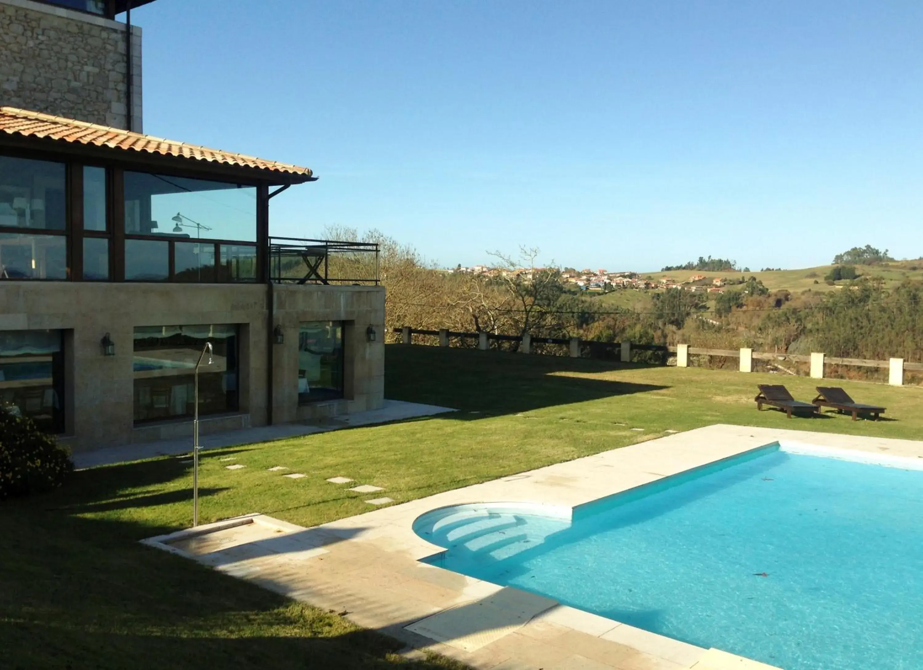 Garden, Swimming Pool in Hotel Villadesella