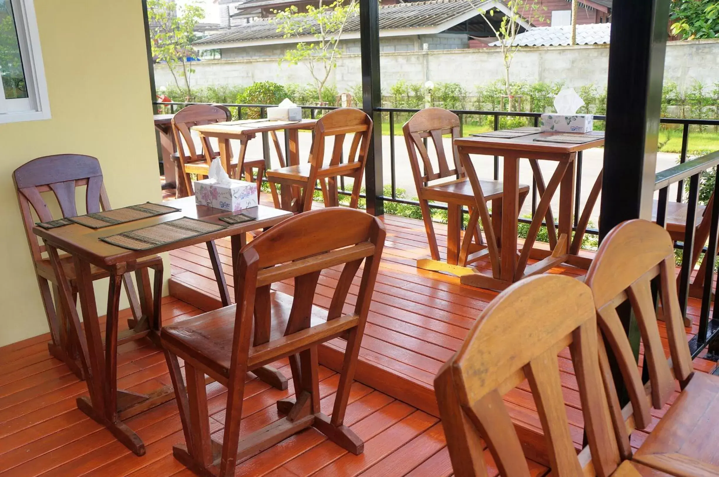 Restaurant/places to eat in Chanpraya Resort Restaurant/places to eat in Chanpraya Resort