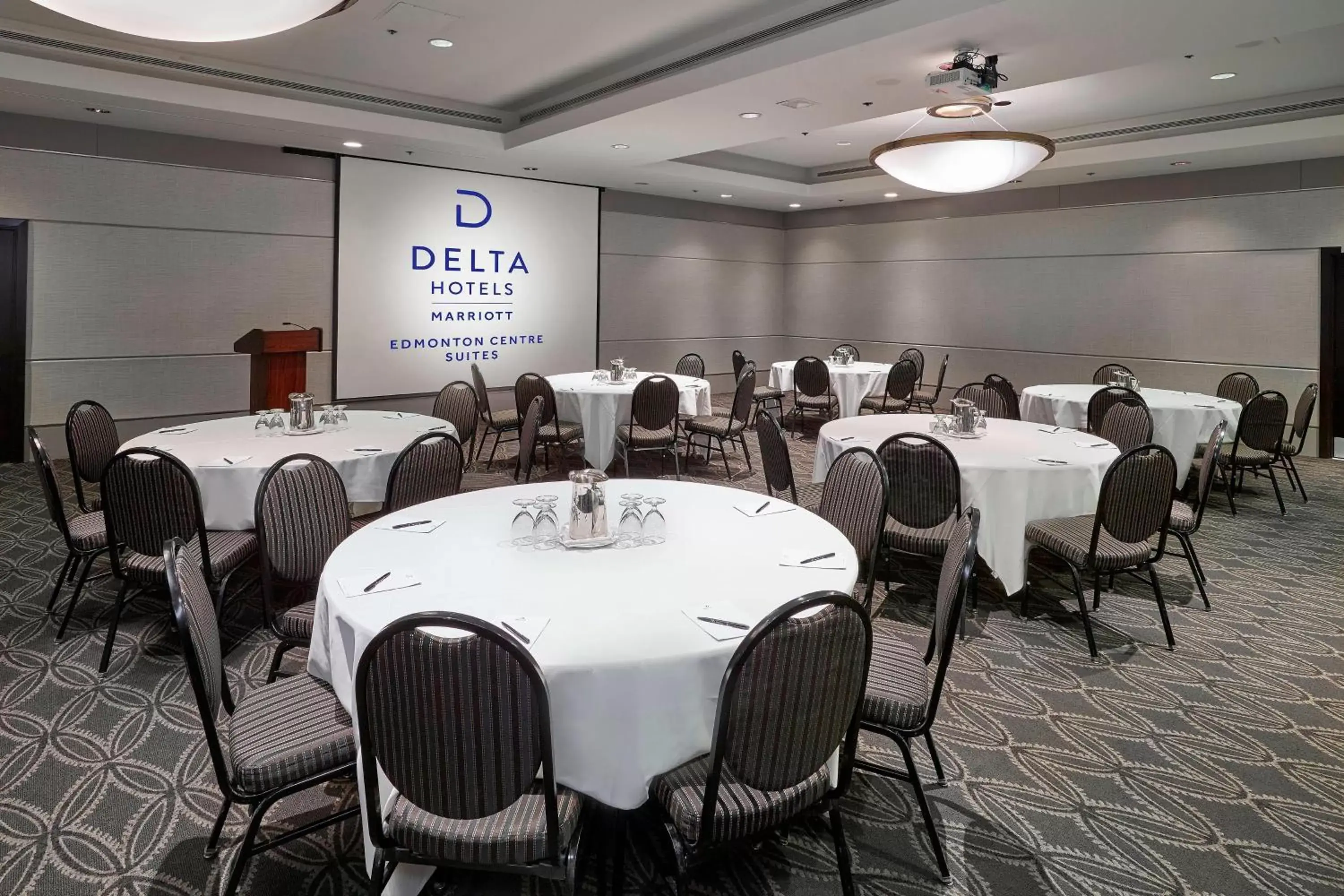 Meeting/conference room, Restaurant/Places to Eat in Delta Hotels by Marriott Edmonton Centre Suites