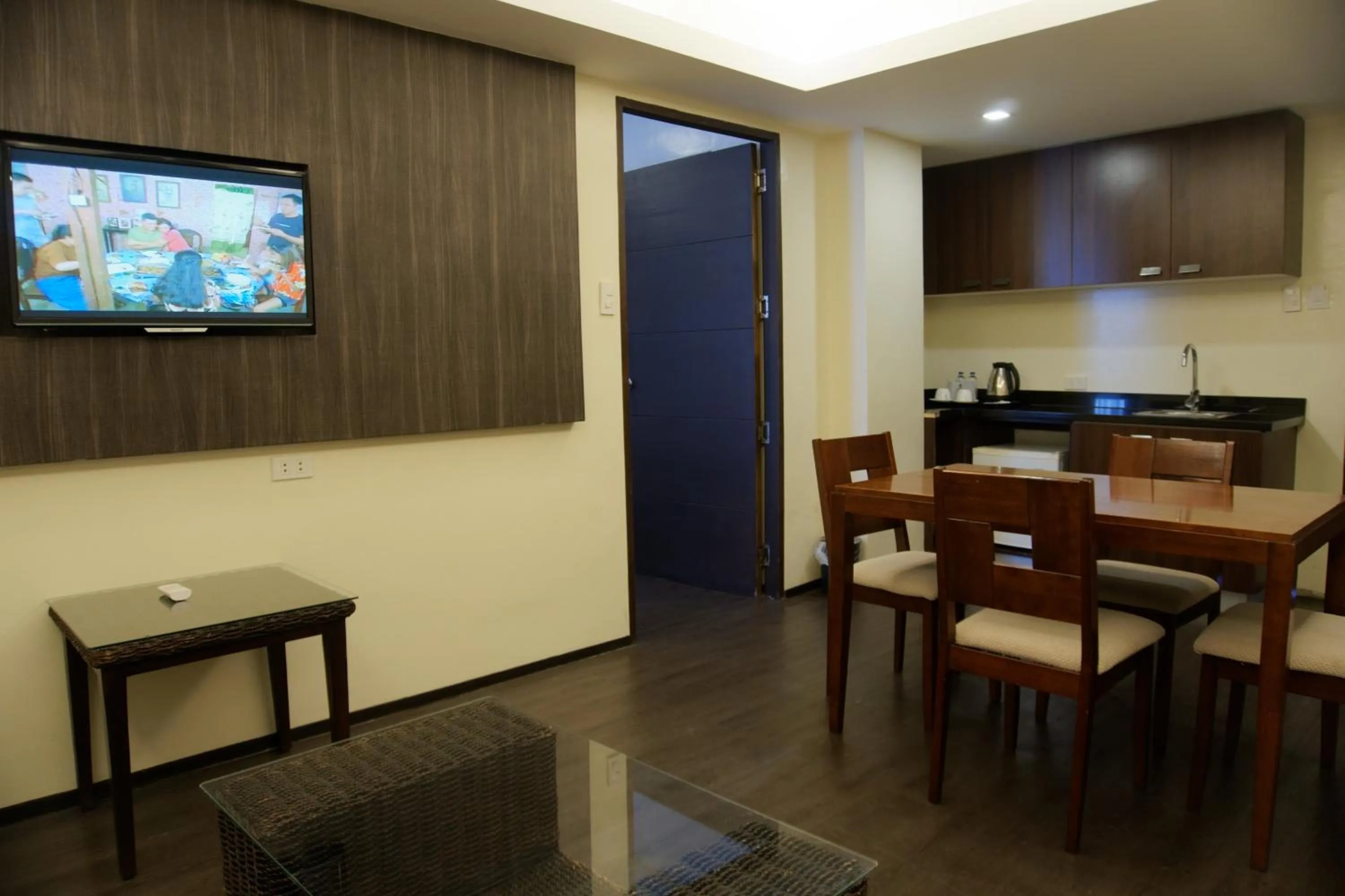 TV and multimedia in GT Hotel Iloilo