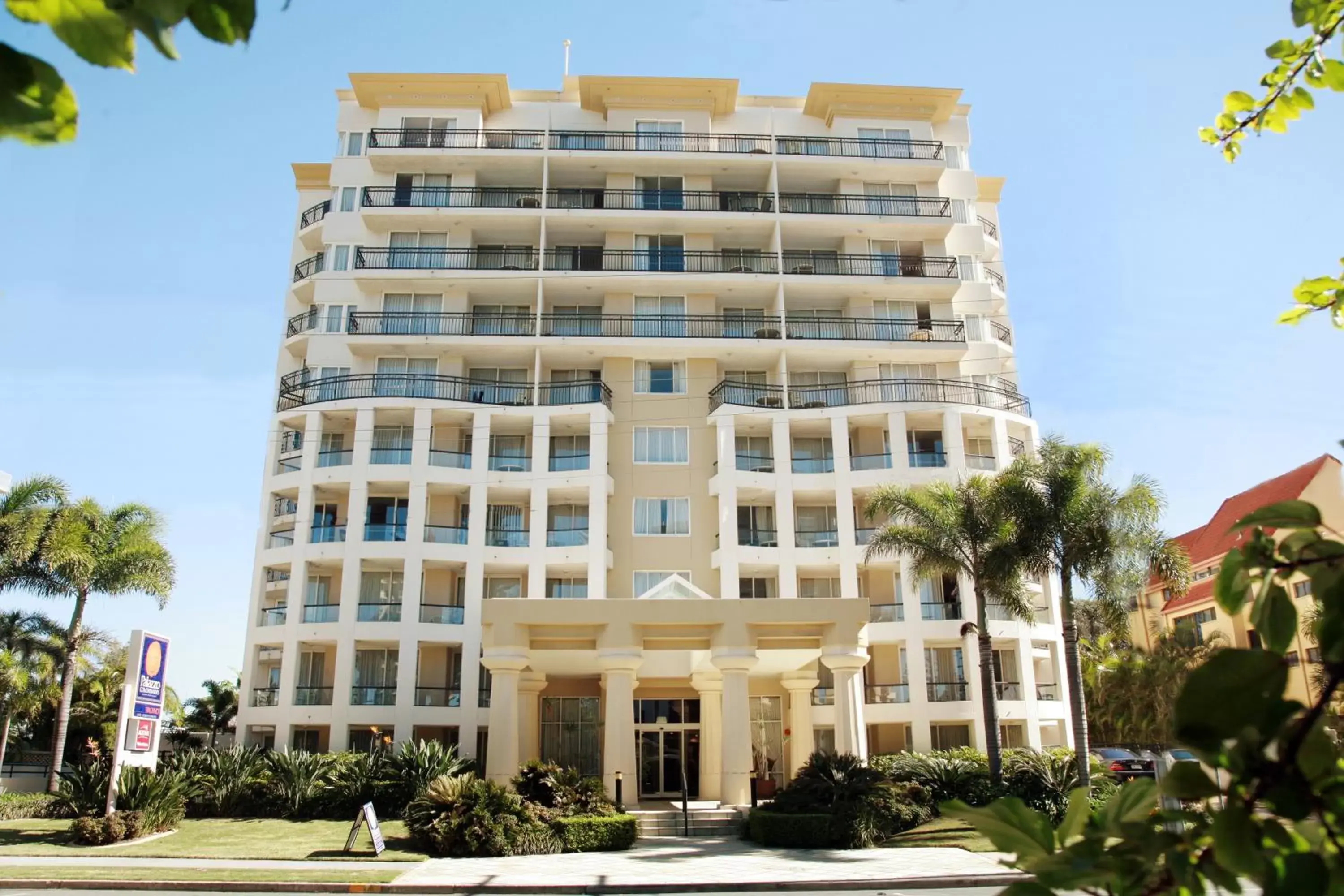 Bird's eye view, Property Building in Palazzo Colonnades