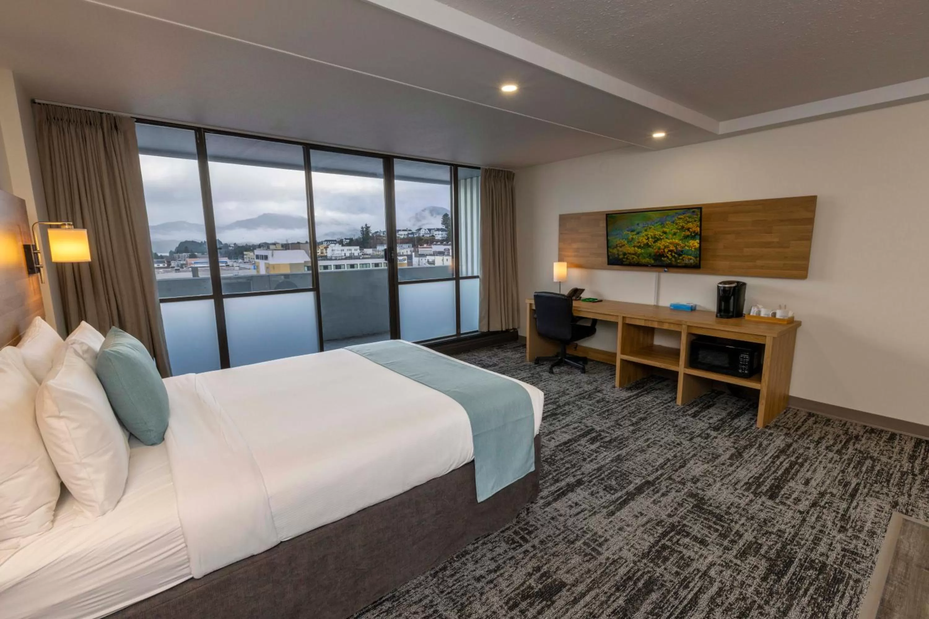 Bed in Highliner Hotel